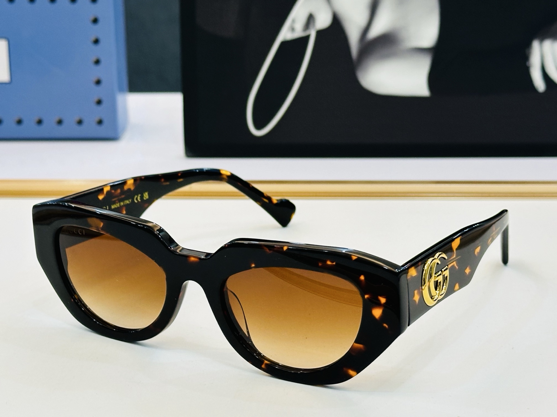 GUCC* 古家 GG1421S 🐝🐝系列 Size：51口20-145 🍁🍁 C超绝品质太阳镜 。