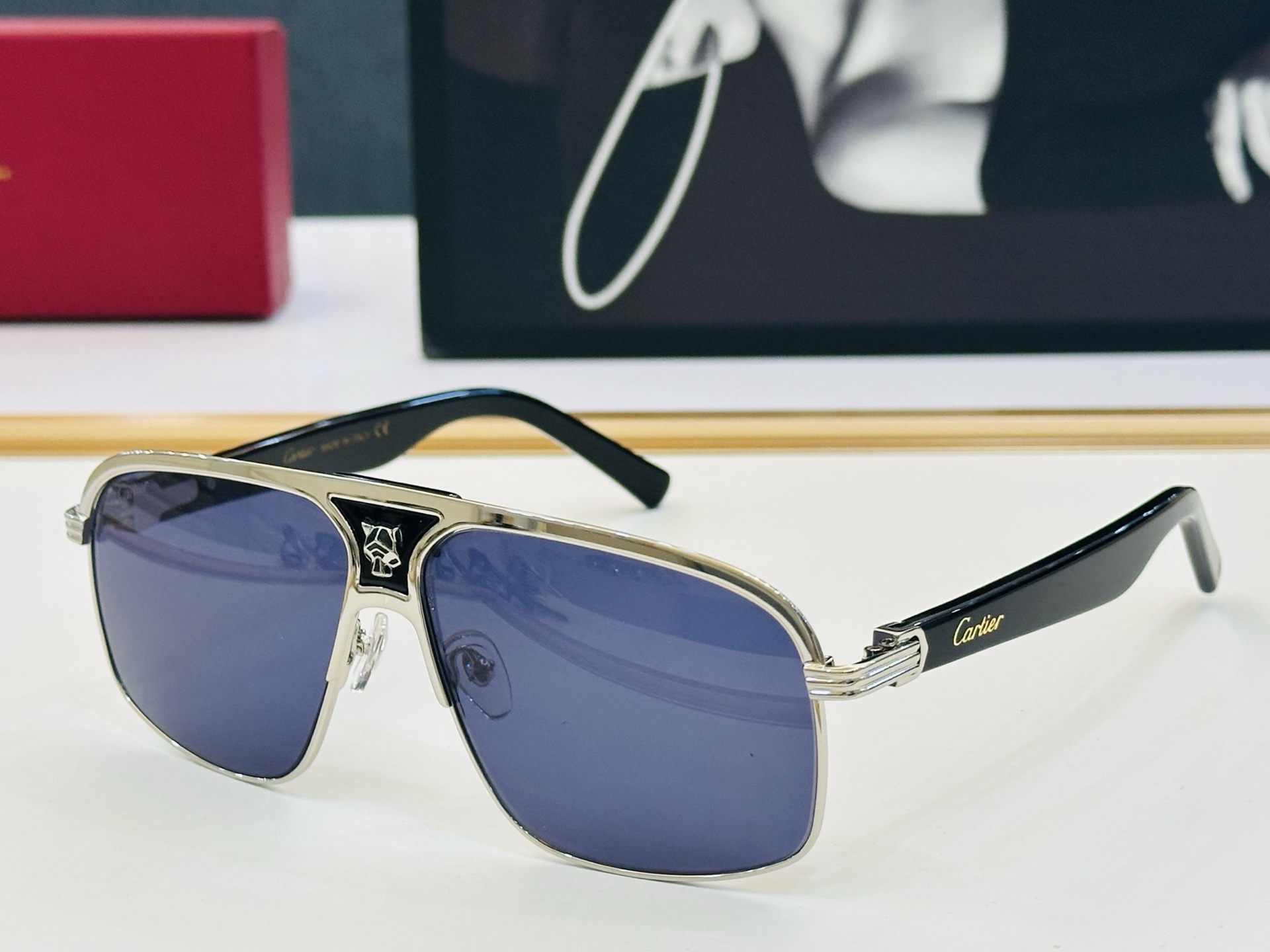 🆕 Cartie* CT0435S Size：60口12-145 卡家 上脸体验感非常赞超轻便。C设计大