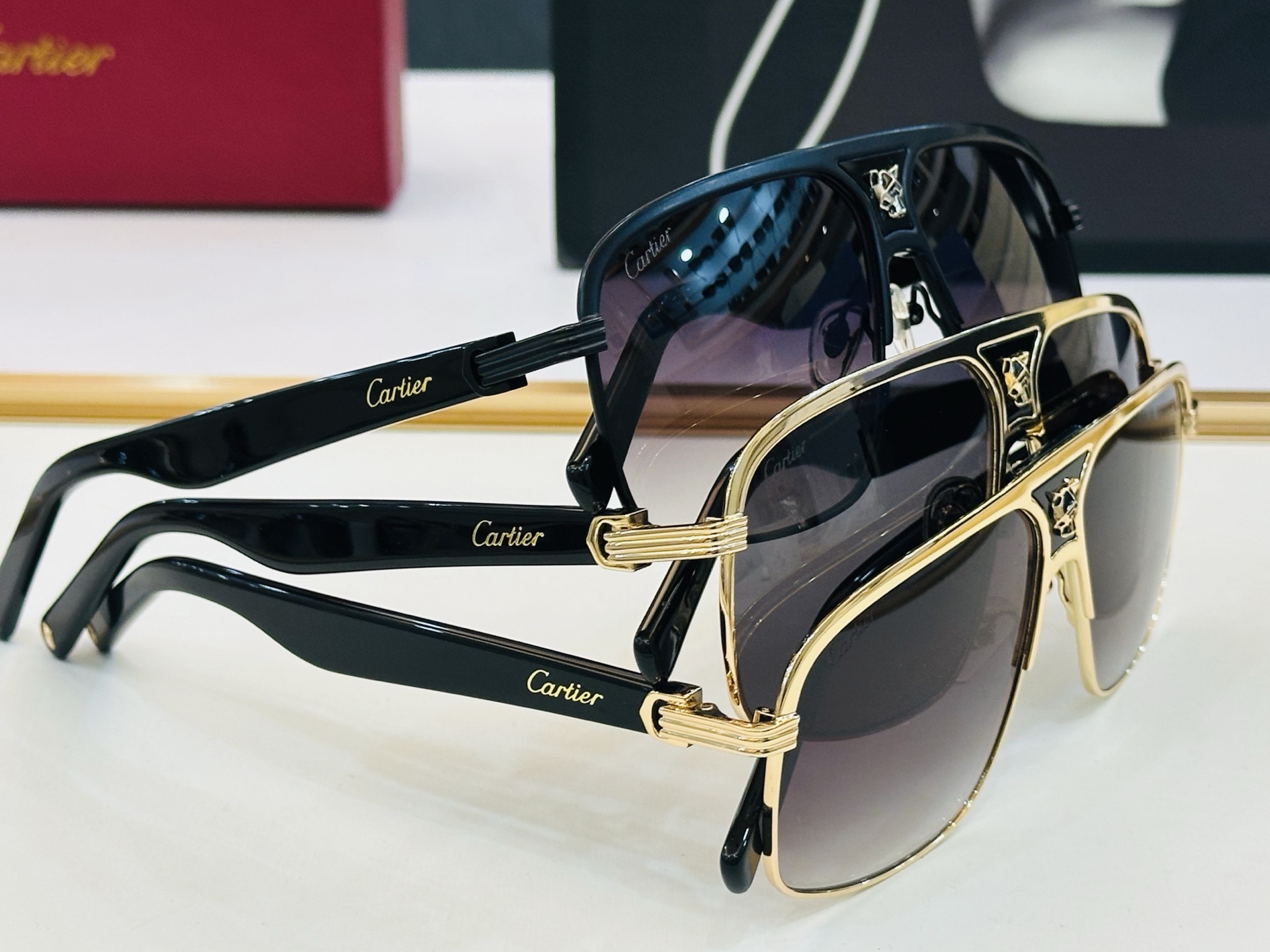 🆕 Cartie* CT0435S Size：60口12-145 卡家 上脸体验感非常赞超轻便。C设计大