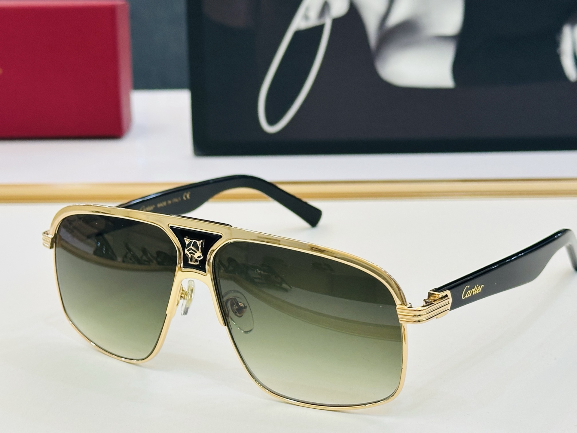 🆕 Cartie* CT0435S Size：60口12-145 卡家 上脸体验感非常赞超轻便。C设计大