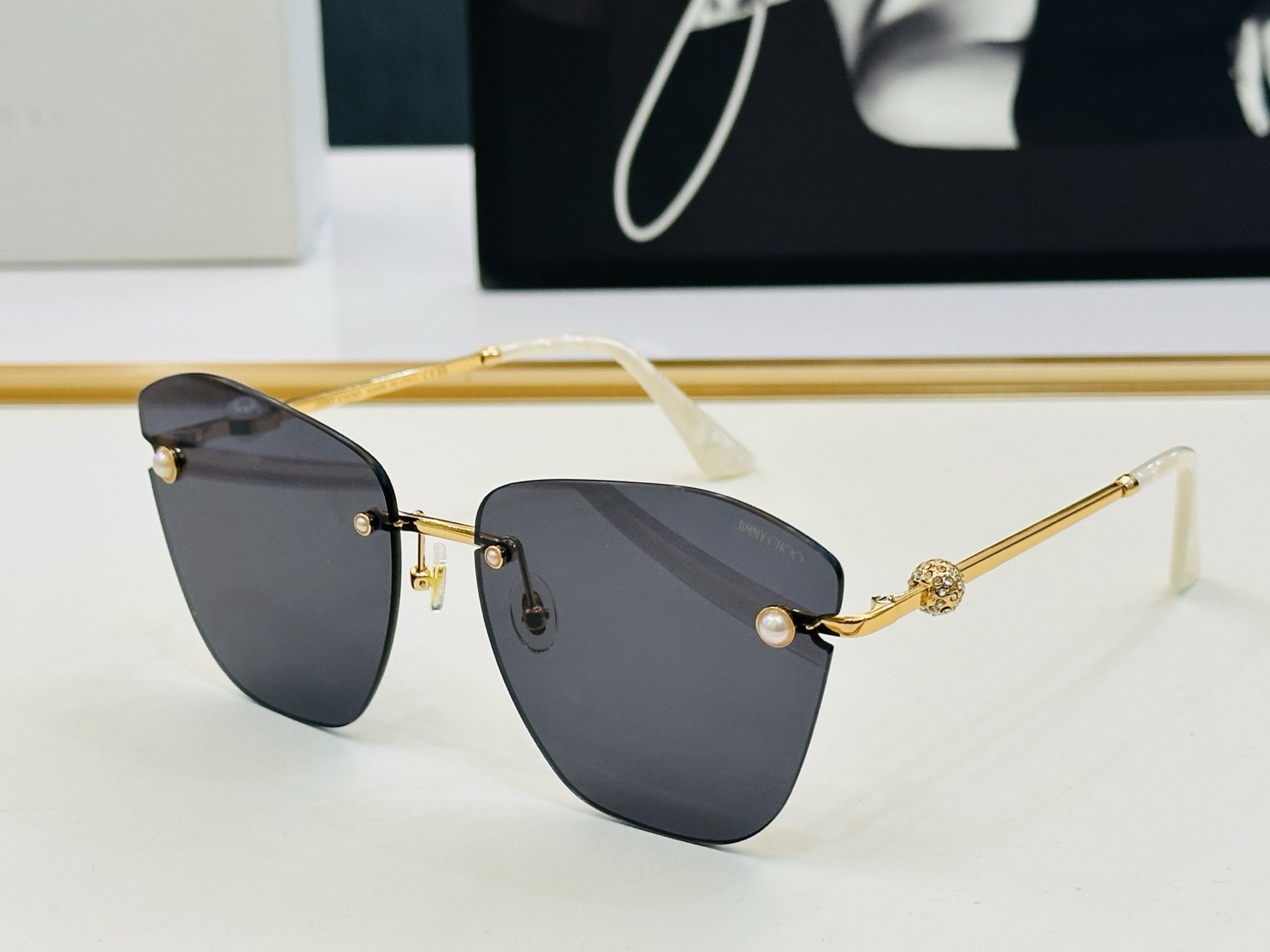 NO:376286,JIMMY CHO* Jimmy Home JC4004HB Size62 16-142 New model Persistence as always The highest quality versatile top quality XL trendy model Glasses sunglasses, glasses, jimmy choo, jimmy choo19860909JIMMY CHO* 吉米家 JC4004HB Size62口16-142 新款 坚持一如既往最高品质 百搭形顶级品质XL 潮流款 眼镜墨镜太阳镜,眼镜,jimmy choo,jimmy choo,glasses