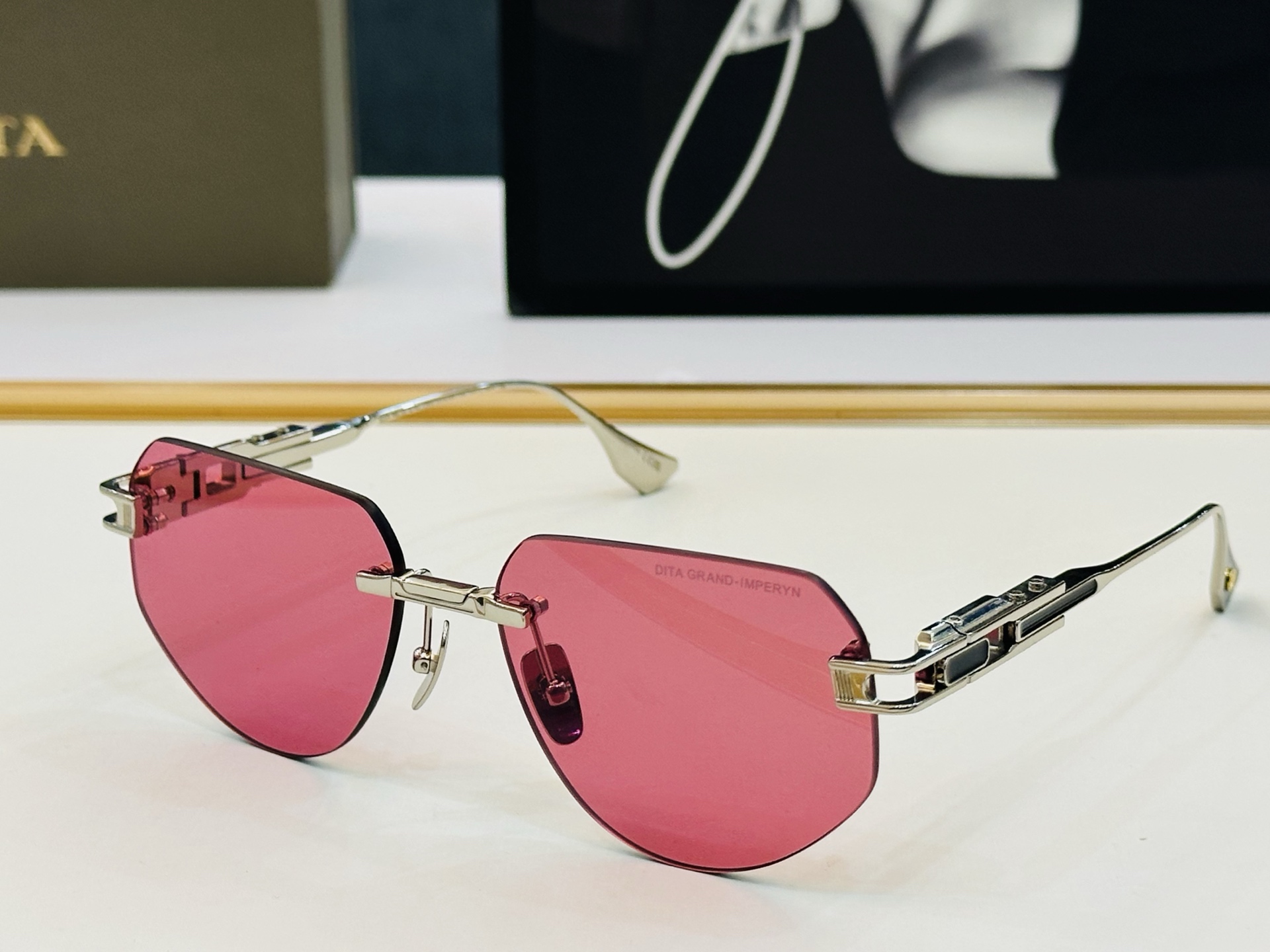 官网款 DlT* 迪塔 DTS164 Size：59口17-137 意大利最新原单货 [得意][得意]男