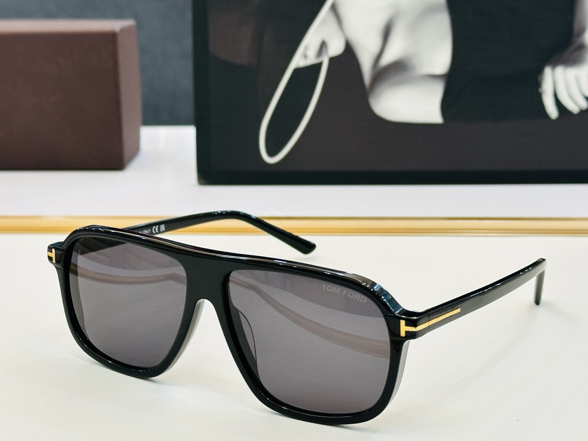 NO:376305,TOM FOR* Tom Home Model: FT1208 Size61 12-140 Fashion Frame Board Frame C Fashion Classic Glasses Sunglasses Sunglasses, Glasses, Tom ford19860909TOM FOR*汤姆家 Model: FT1208 Size61口12-140时尚框 板材框 C时尚经典款眼镜墨镜太阳镜,眼镜,tom ford,glasses