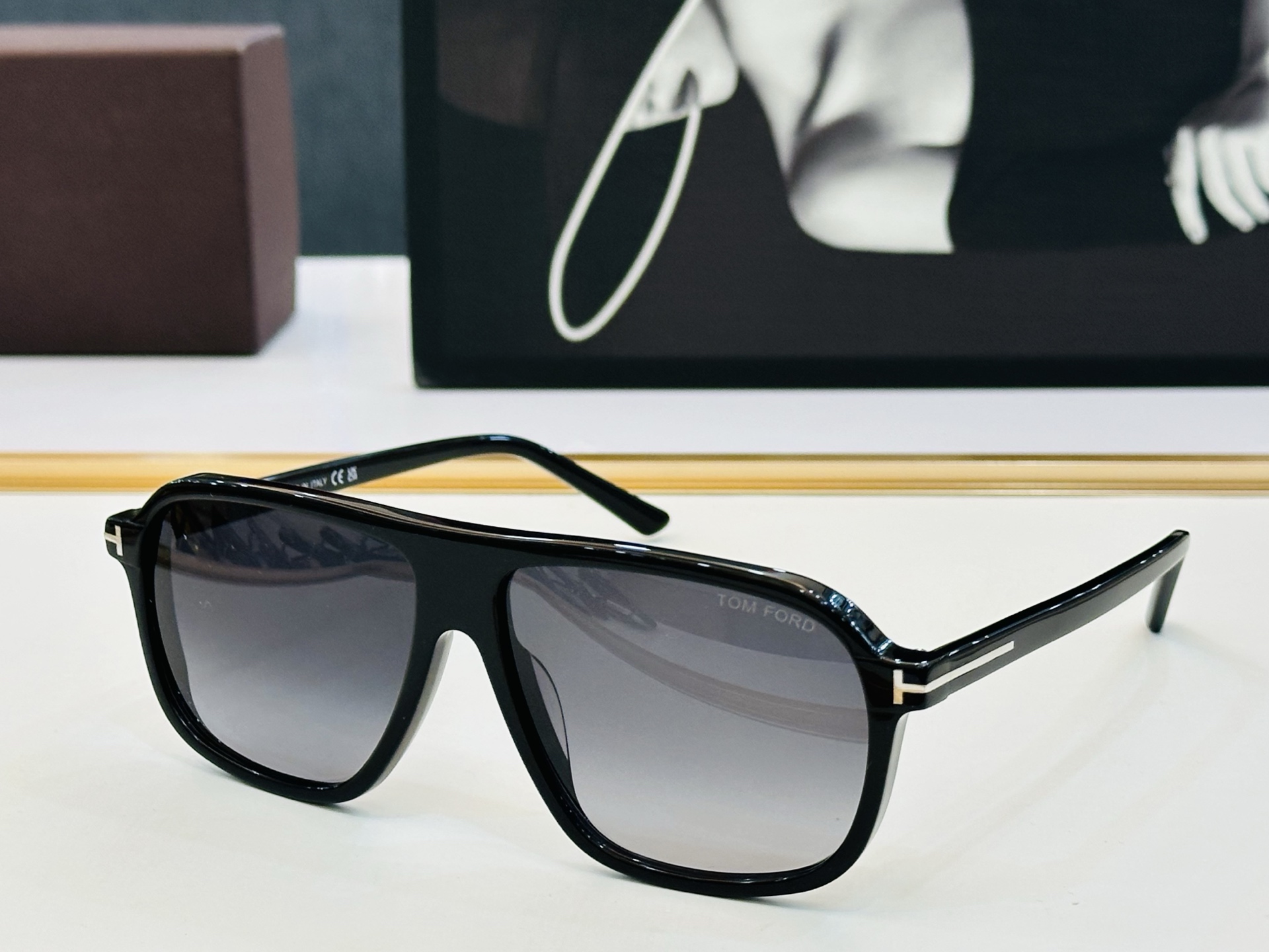 🎉TOM FOR*🎉汤姆家 Model: FT1208 Size：61口12-140 时尚框 板材框 👓