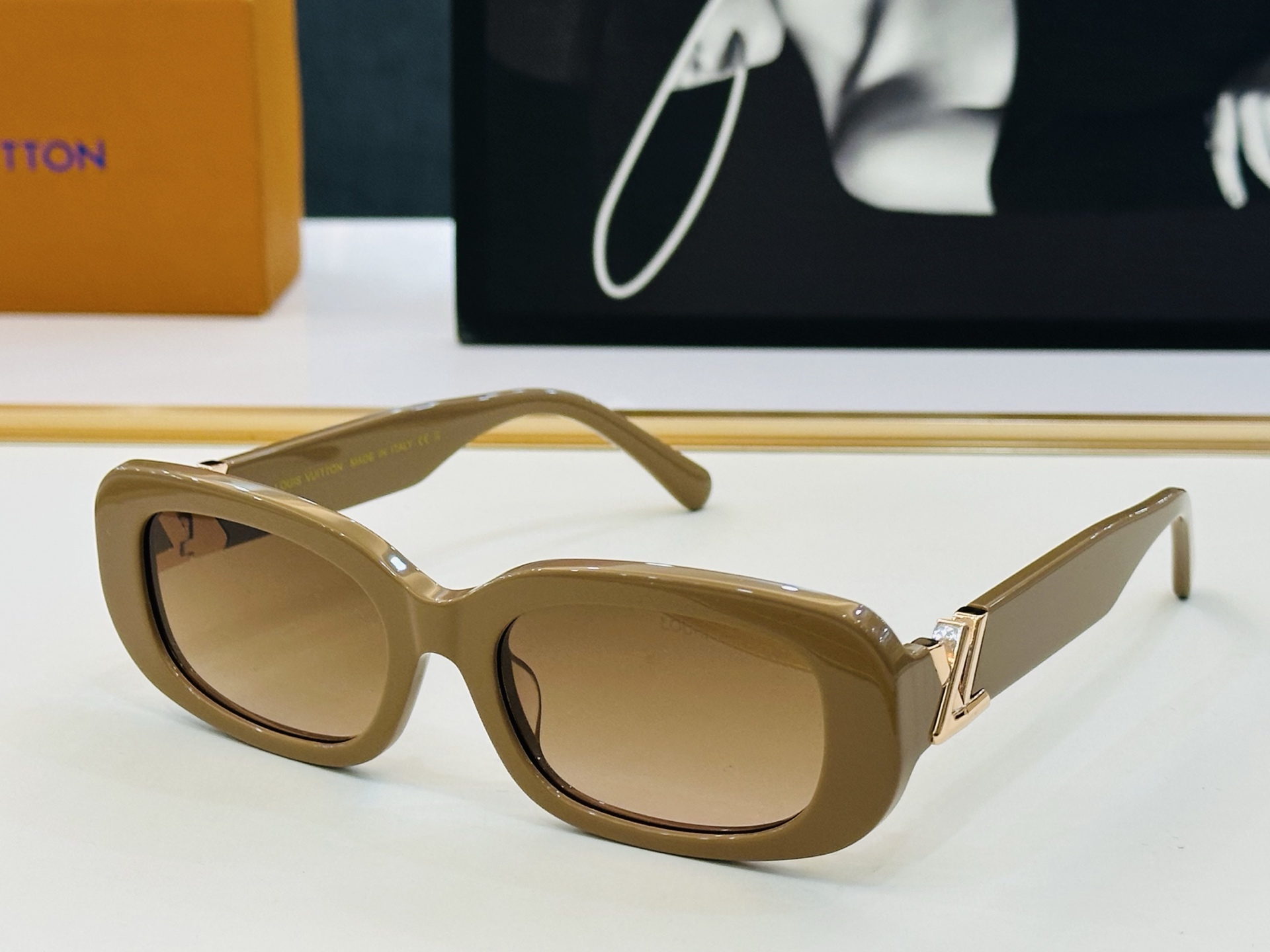 路易家 🎩Z3013U Size：54口19-140 充满活力的 展现独特个性🌟展现大气的你 C高品质 