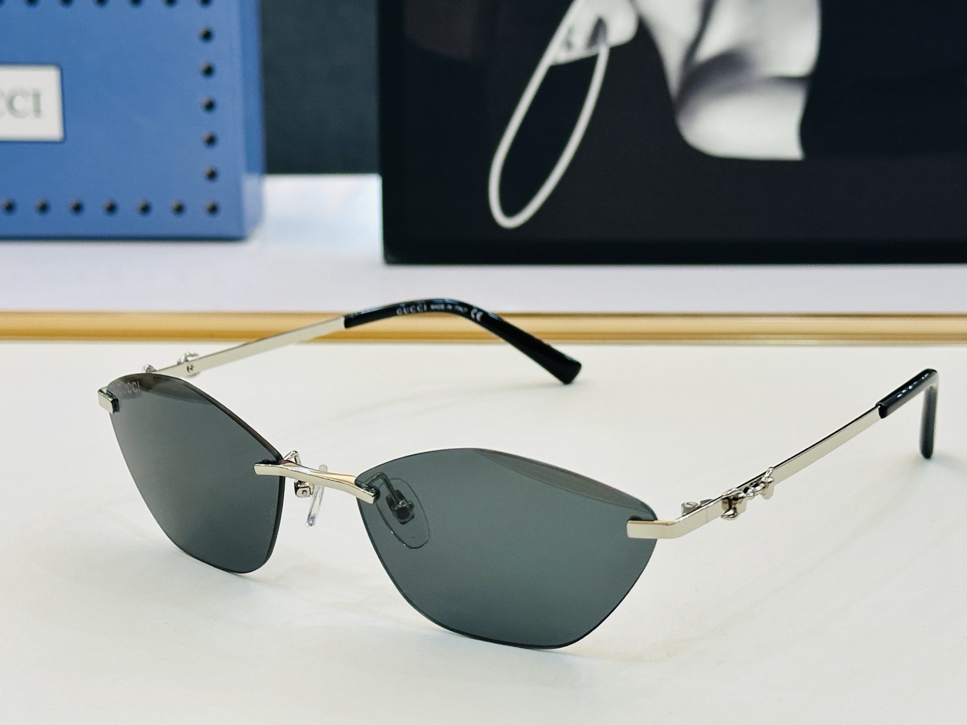 NO:376333,GUCC* Gujia GG2053S Size59 17-140 Original sunglasses and frames are fashionable and beautiful F personality full of glasses sunglasses, glasses, gucci, gucci19860909GUCC* 古家GG2053S Size59口17-140 原版墨镜搭配镜框时尚靓丽 F个性十足眼镜墨镜太阳镜,眼镜,gucci,gucci,glasses