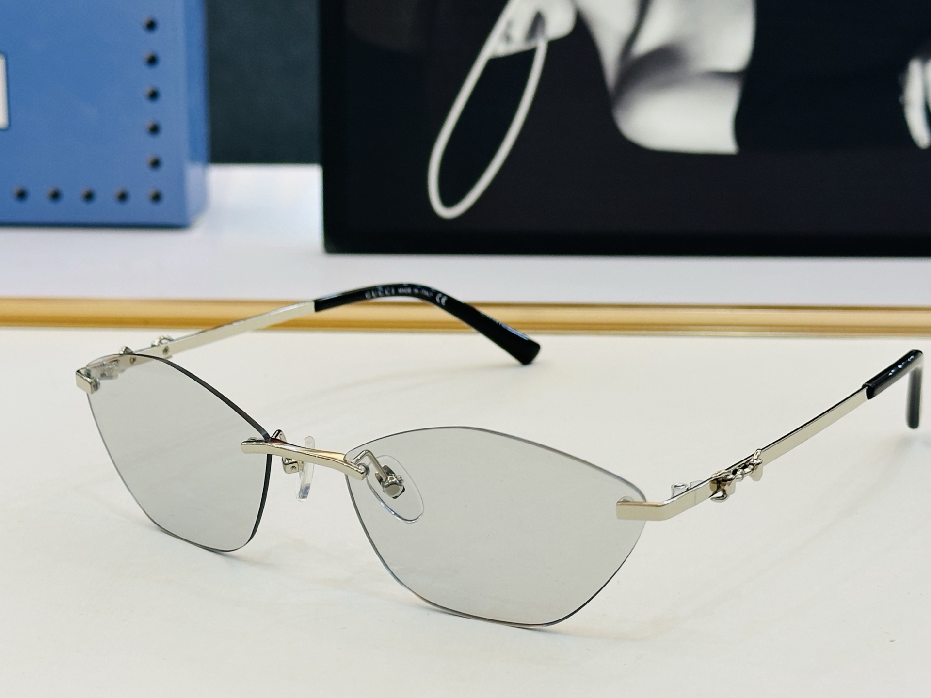 🔺GUCC*🔻 古家GG2053S Size：59口17-140 原版墨镜搭配镜框🔝🔝时尚靓丽 F个性十