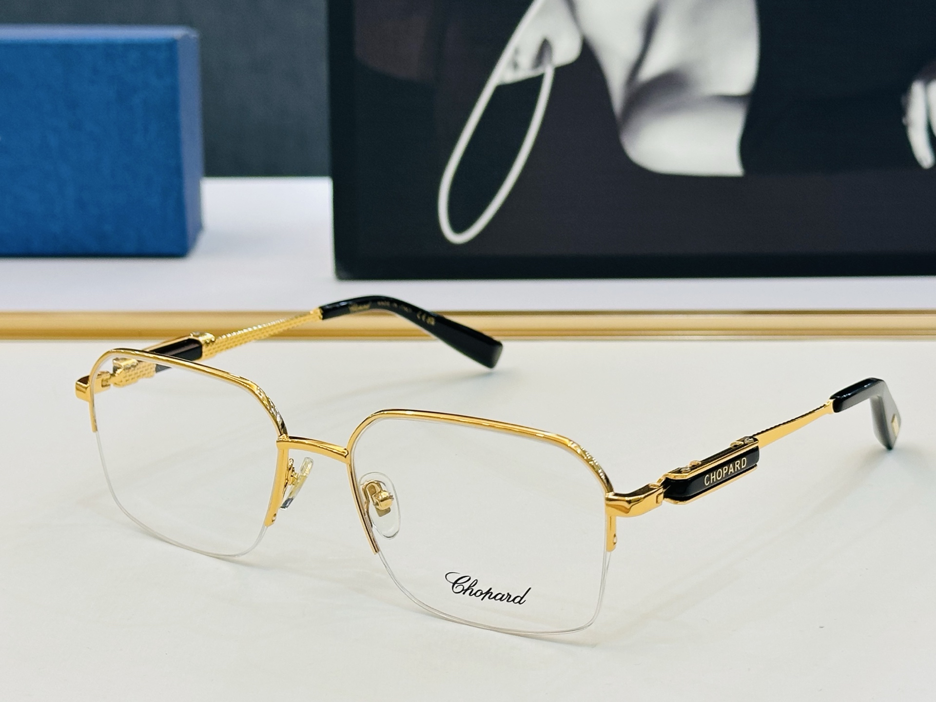 NO:376323,Original Chopard Chopin MODEL: VCHL51 Size57 port 18-145 In modern and fashionable design style b light distribution rack glasses sunglasses sunglasses, glasses, chopard19860909原版 Chopard肖邦 MODEL: VCHL51 Size57口18-145 以现代时尚的设计风格 b配光架 眼镜墨镜太阳镜,眼镜,chopard,glasses