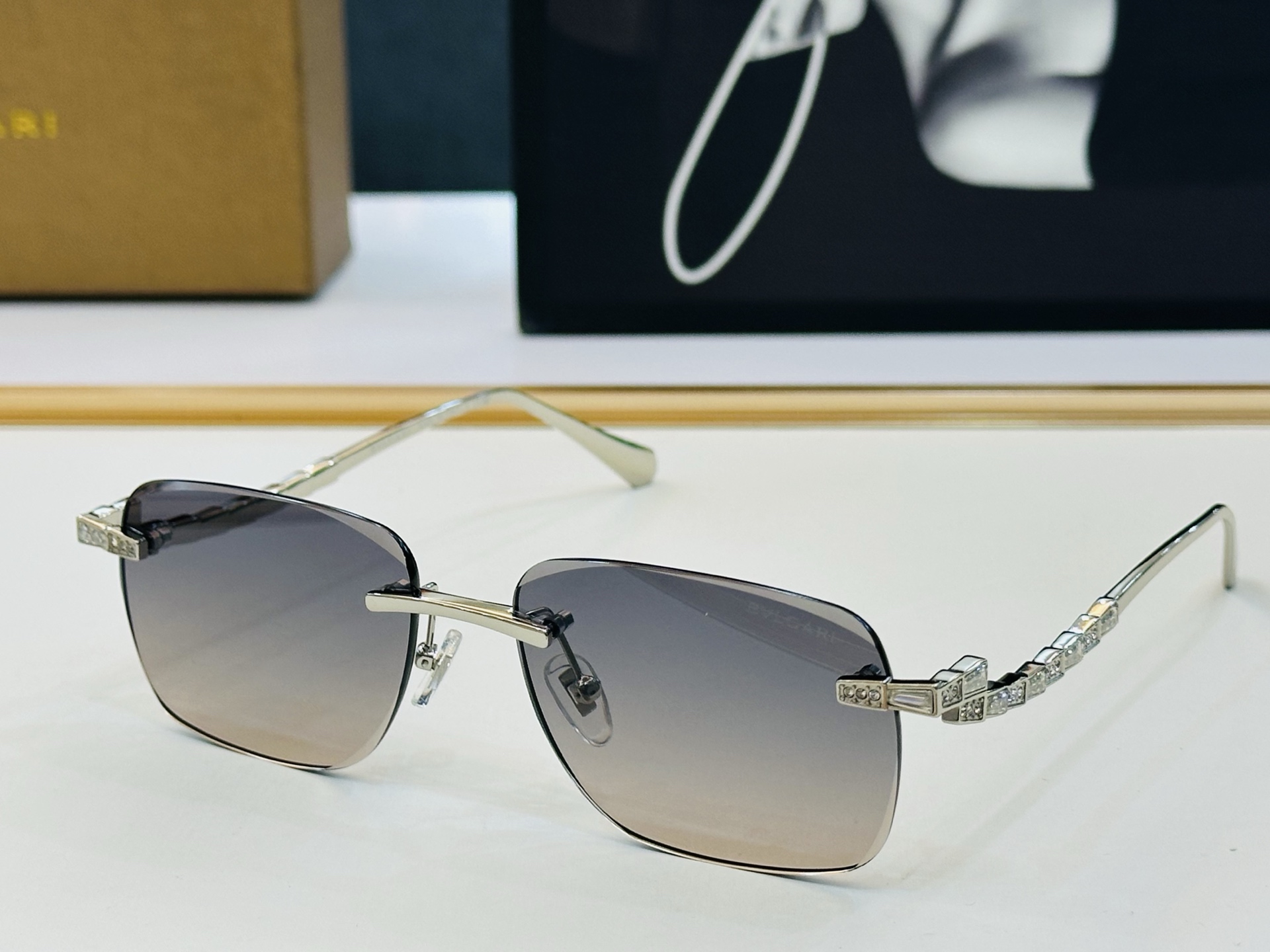 🆕款 官网同售 宝格家 BV1801LU 👍 Size ：57口17-142 绝对要买😎品质非常完美 b