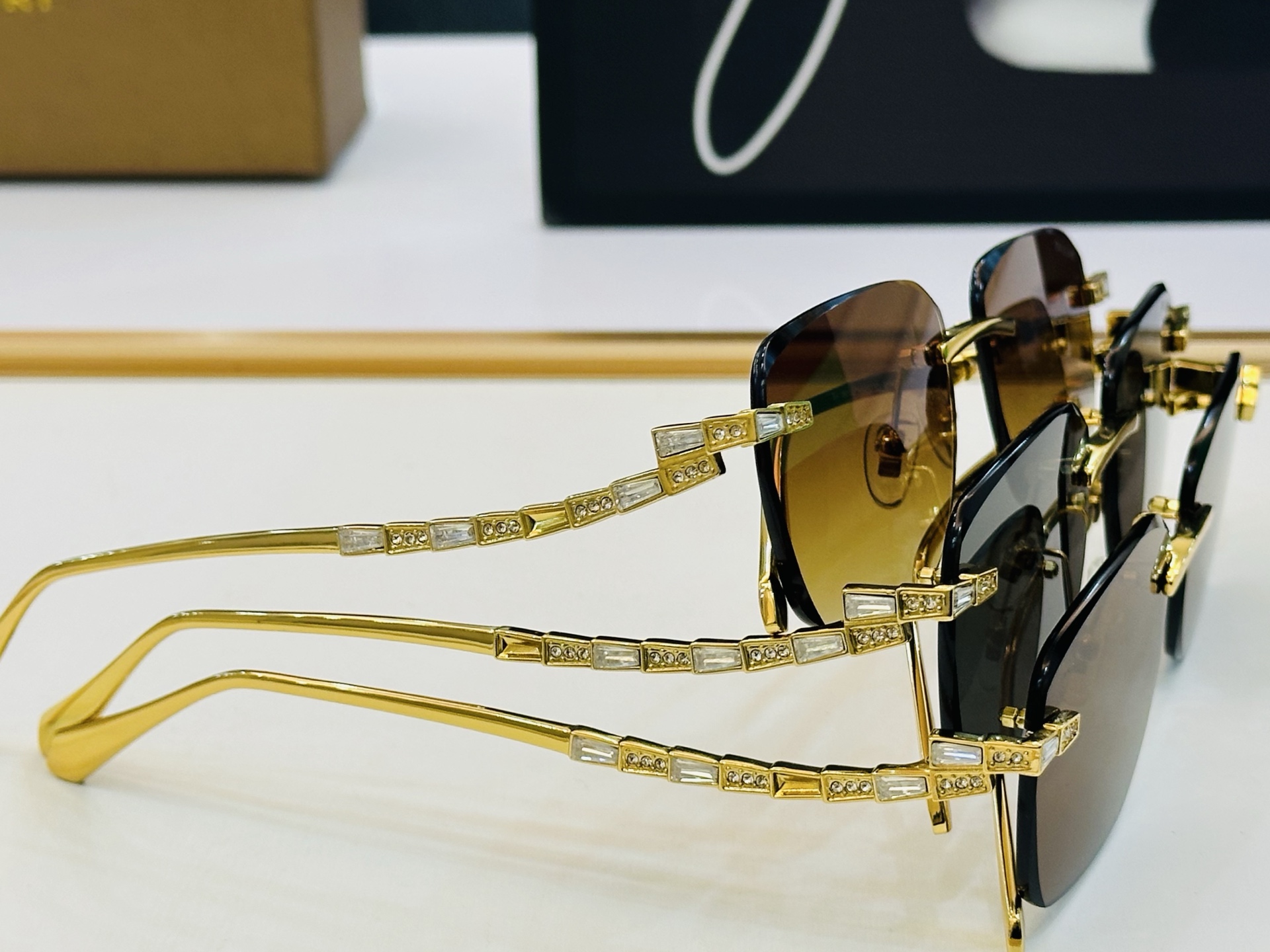 🆕款 官网同售 宝格家 BV1801LU 👍 Size ：57口17-142 绝对要买😎品质非常完美 b