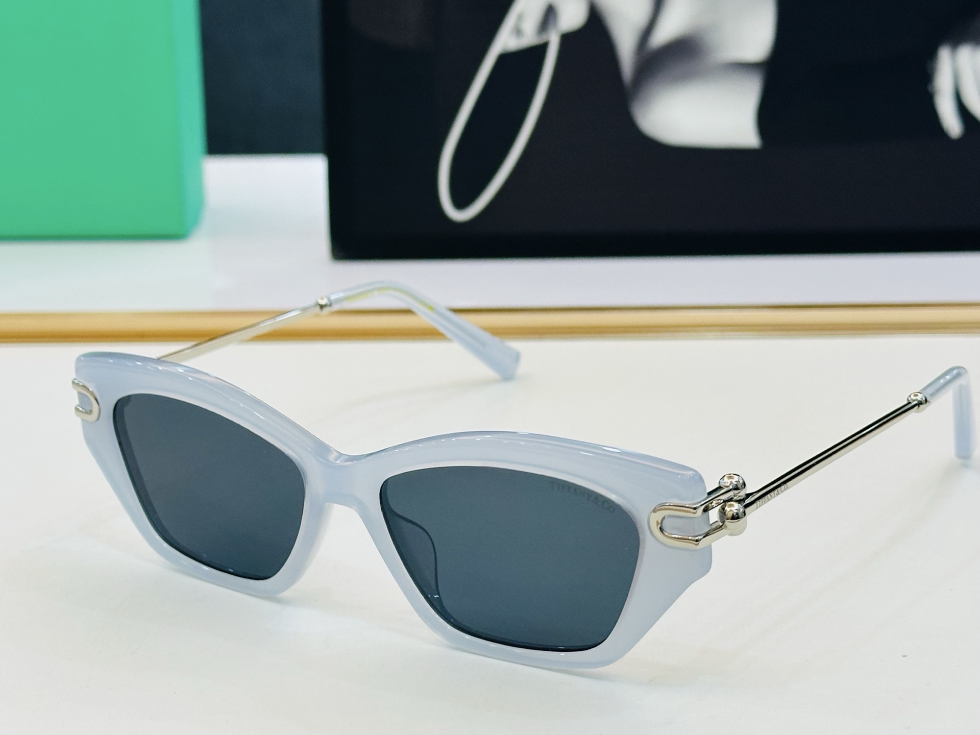 蒂芙家 Tiffany & CO. TF4231U Size：53口16-140 时尚太阳镜架 👍b多色