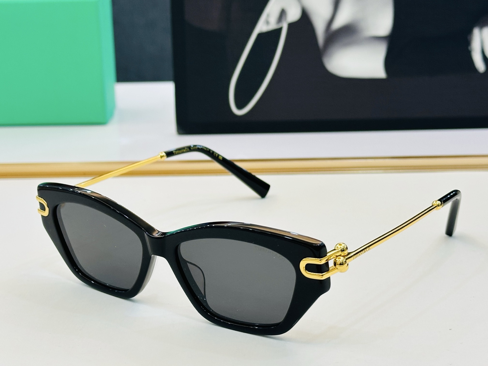 NO:376354,Tiffany & CO. TF4231U Size53 16-140 Fashion sunglasses frame b Multi-color optional Sunglasses Glasses Sunglasses Sunglasses, glasses, tom ford19860909蒂芙家 Tiffany & CO. TF4231U Size53口16-140 时尚太阳镜架 b多色可选 太阳镜 眼镜墨镜太阳镜,眼镜,tom ford,glasses