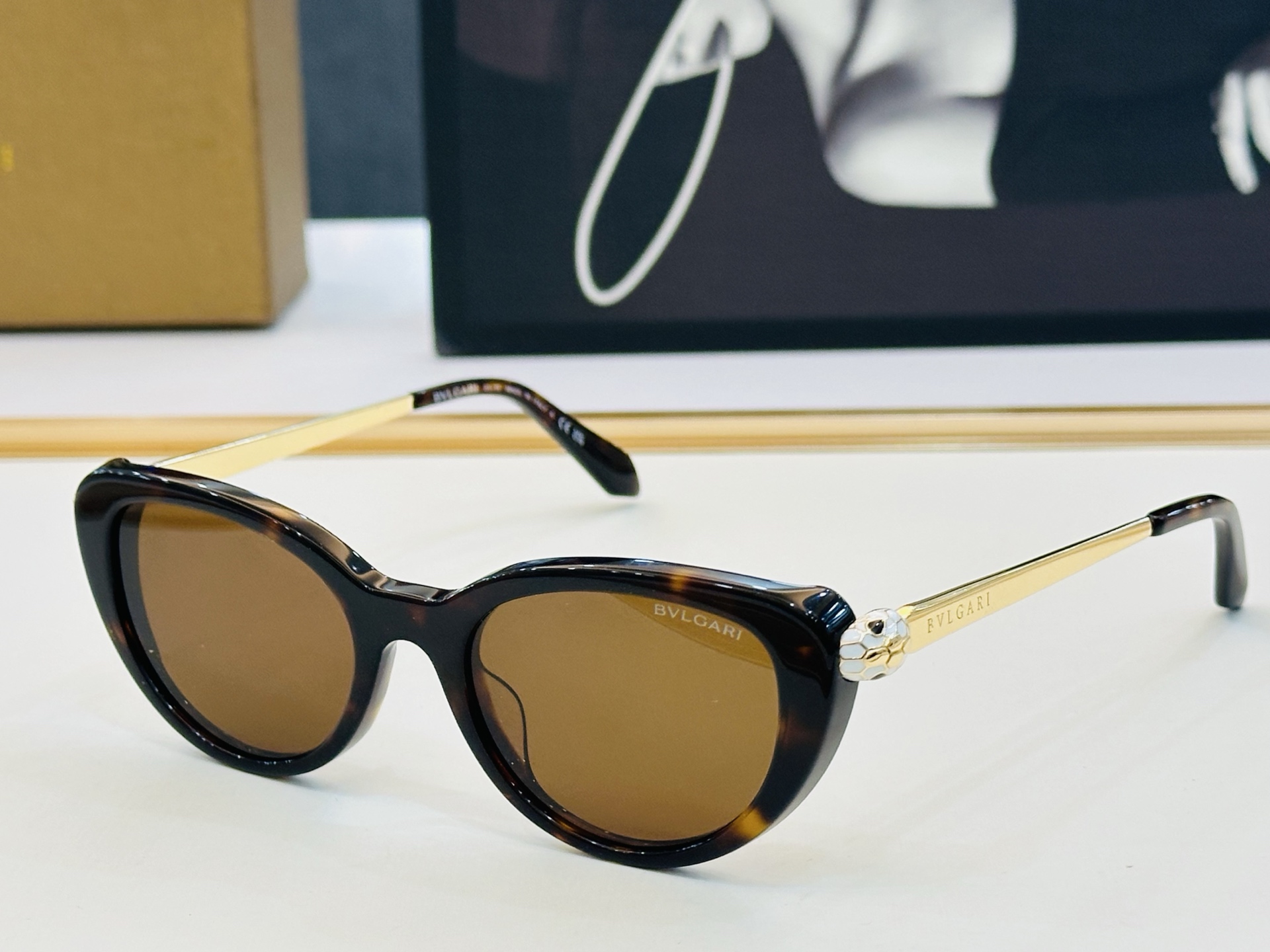 🆕款 官网同售 宝格家 BV40067 👍 Size ：50口19-140 绝对要买😎品质非常完美 C出