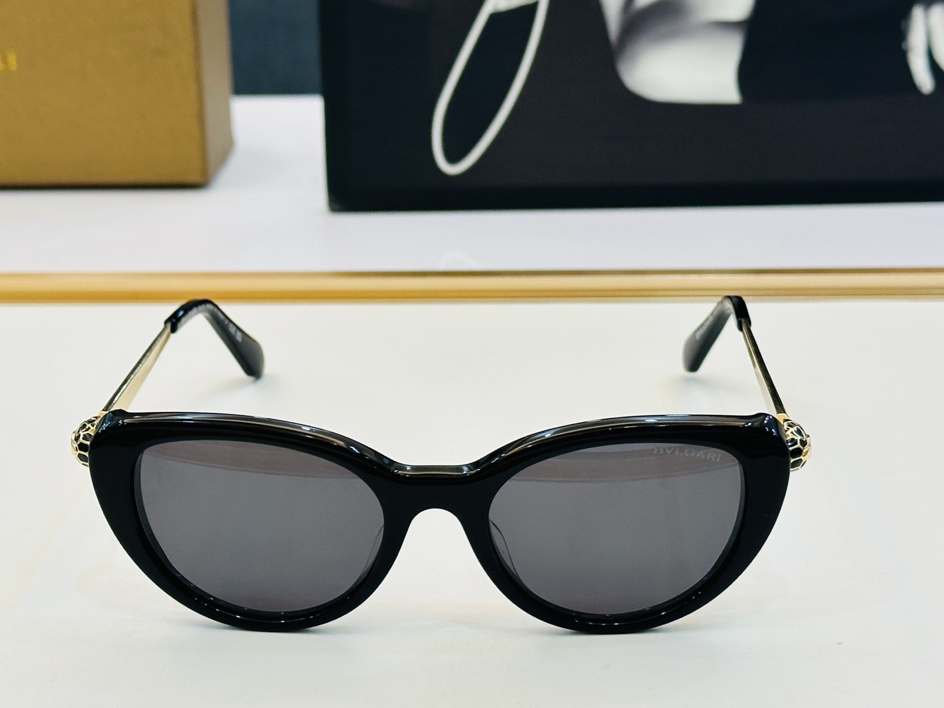 🆕款 官网同售 宝格家 BV40067 👍 Size ：50口19-140 绝对要买😎品质非常完美 C出