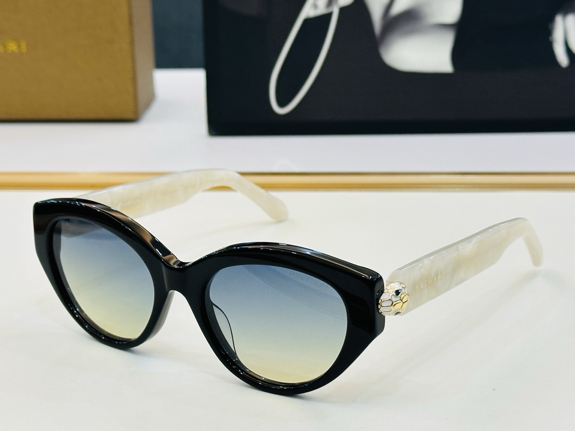 🆕款 官网同售 宝格家 BV40084U 👍 Size ：53口19-140 绝对要买😎品质非常完美 C