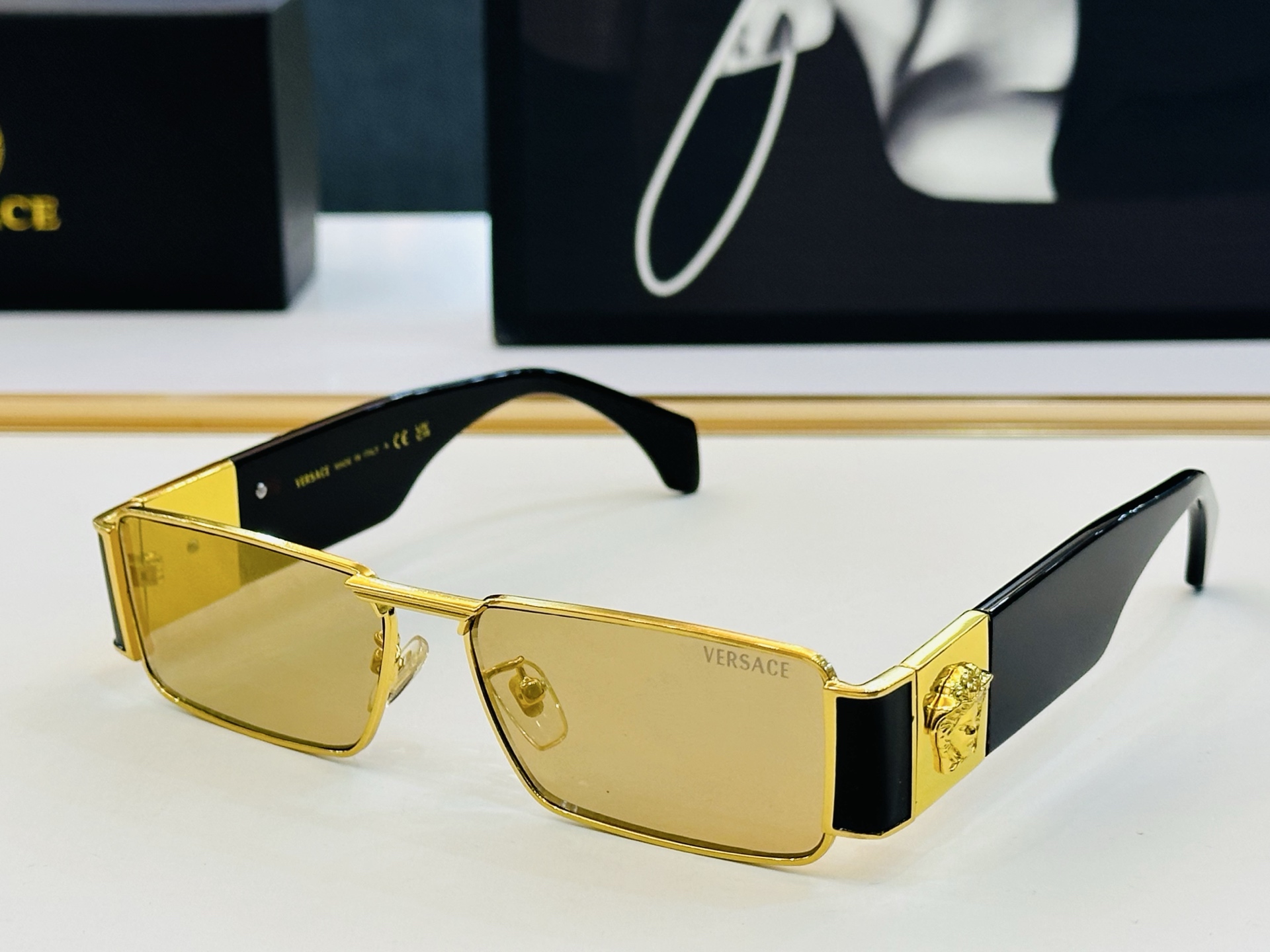 ❤️❤️范思家 VERSACE✨✨✨MODEL：VE2286 Size：57口14-145 ✨C有范