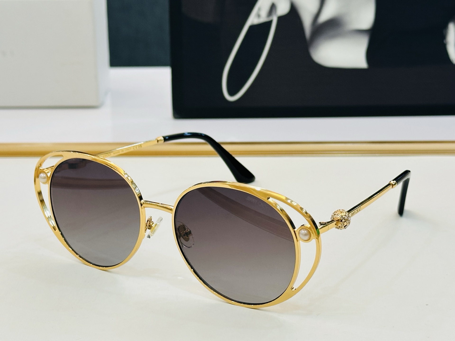 NO:376341,JIMMY CHO* Jimmy Home JC4003 Size55 21-145 new model insists on the highest quality as ever, versatile top quality XL trendy model glasses sunglasses, glasses, jimmy choo, jimmy choo19860909JIMMY CHO* 吉米家 JC4003 Size55口21-145新款 坚持一如既往最高品质 百搭形顶级品质XL 潮流款 眼镜墨镜太阳镜,眼镜,jimmy choo,jimmy choo,glasses