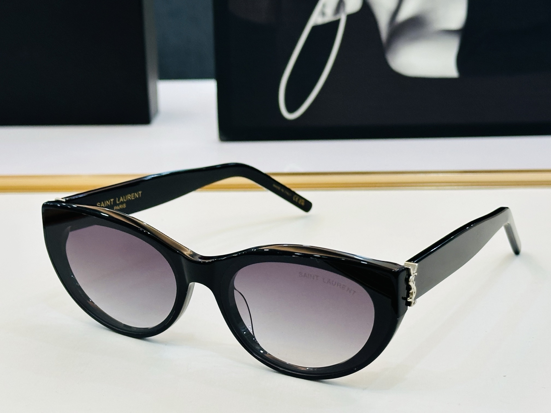 网红爆款 圣罗兰💫SL M250 💫Size：62口17-145 板材框设计 💎❤️XL俏皮甜美质感超好