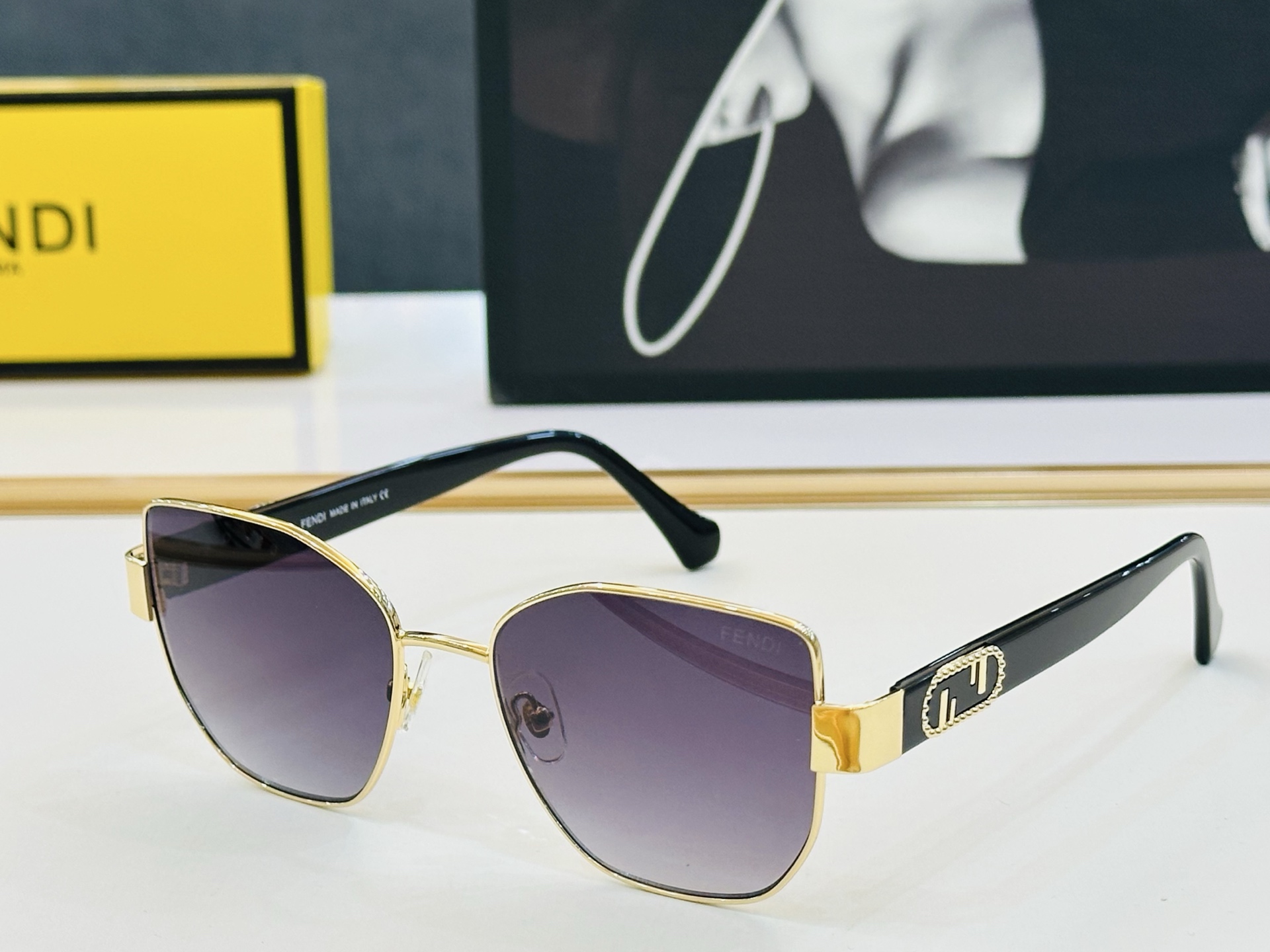 。新款FEND* FE40051 Size：54口18-145 🎁芬家 L👏时尚经典