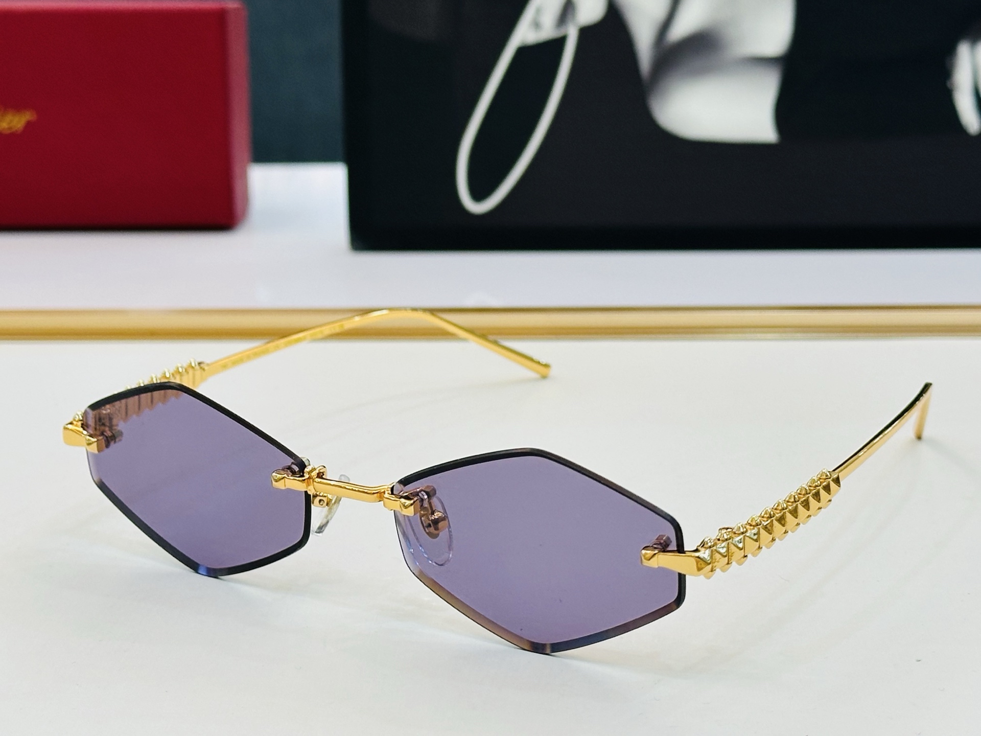 🆕 原版Cartie* 卡家 太阳镜 CT01595 Size：58口口19-142电镀工艺精湛大牌品 