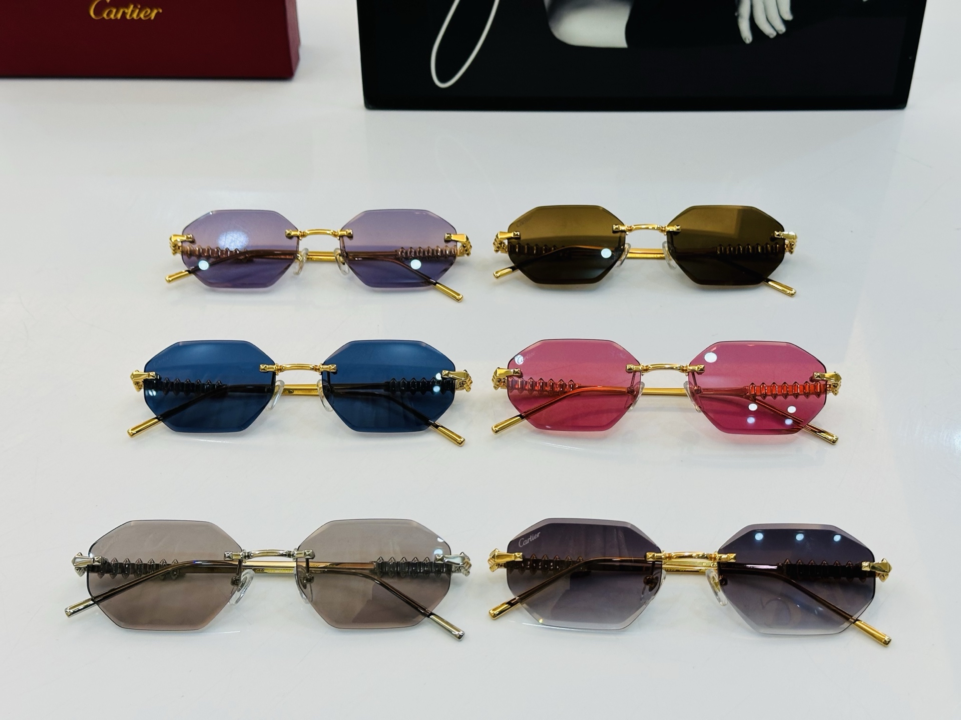 🆕 原版Cartie* 卡家 太阳镜 CT0703S Size：58口口18-145电镀工艺精湛大牌品 