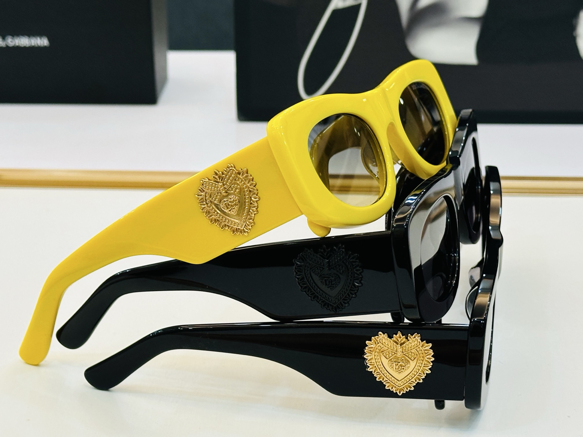 🆕 官网款 🔺DOLCE&GABBAN*🔻DG6679 Size：53口22-142 新颖独特🔝🔝K美艳