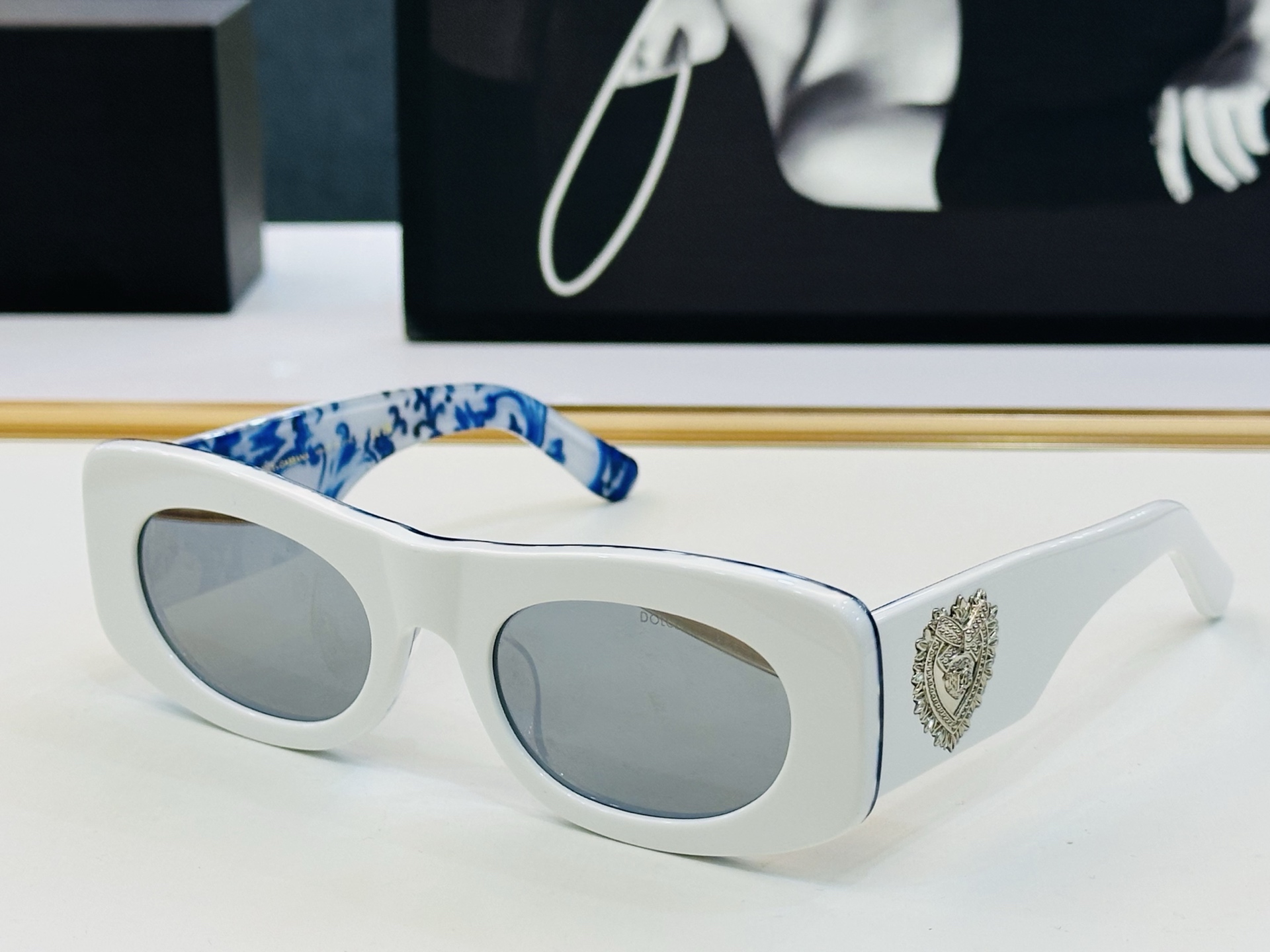 🆕 官网款 🔺DOLCE&GABBAN*🔻DG6679 Size：53口22-142 新颖独特🔝🔝K美艳