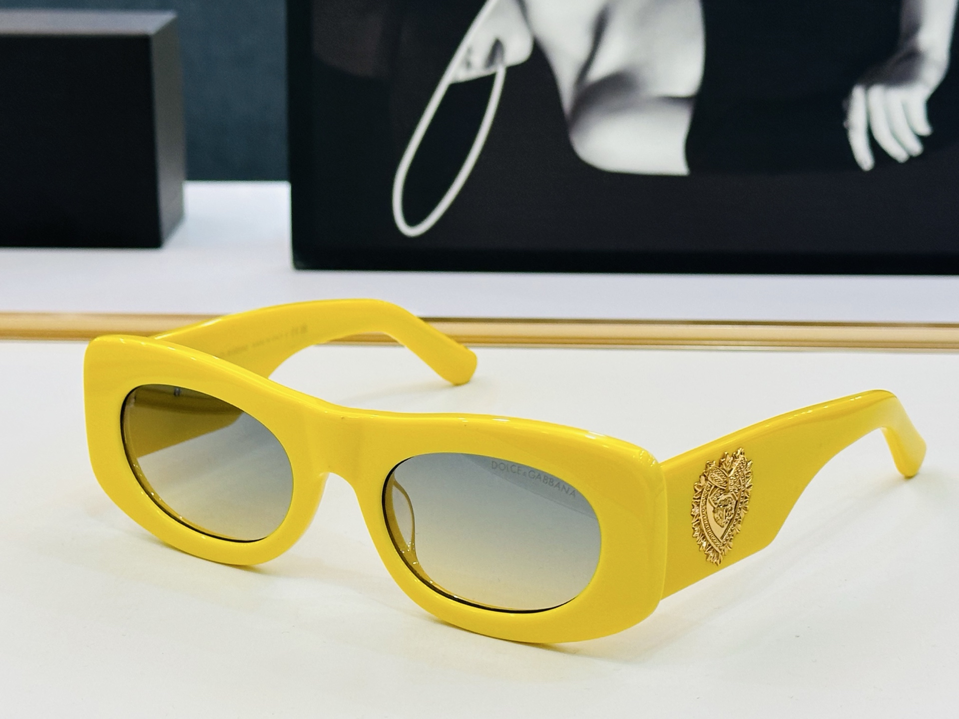 🆕 官网款 🔺DOLCE&GABBAN*🔻DG6679 Size：53口22-142 新颖独特🔝🔝K美艳