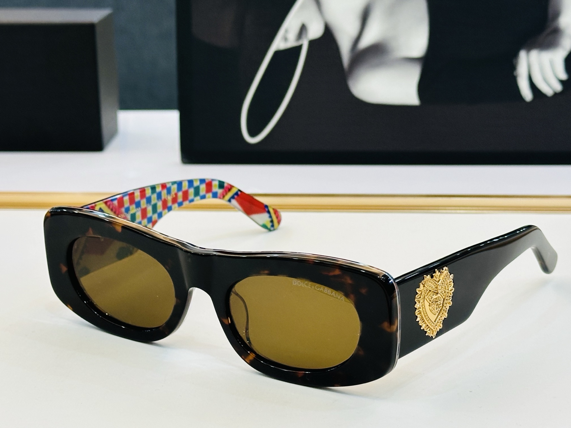 🆕 官网款 🔺DOLCE&GABBAN*🔻DG6679 Size：53口22-142 新颖独特🔝🔝K美艳