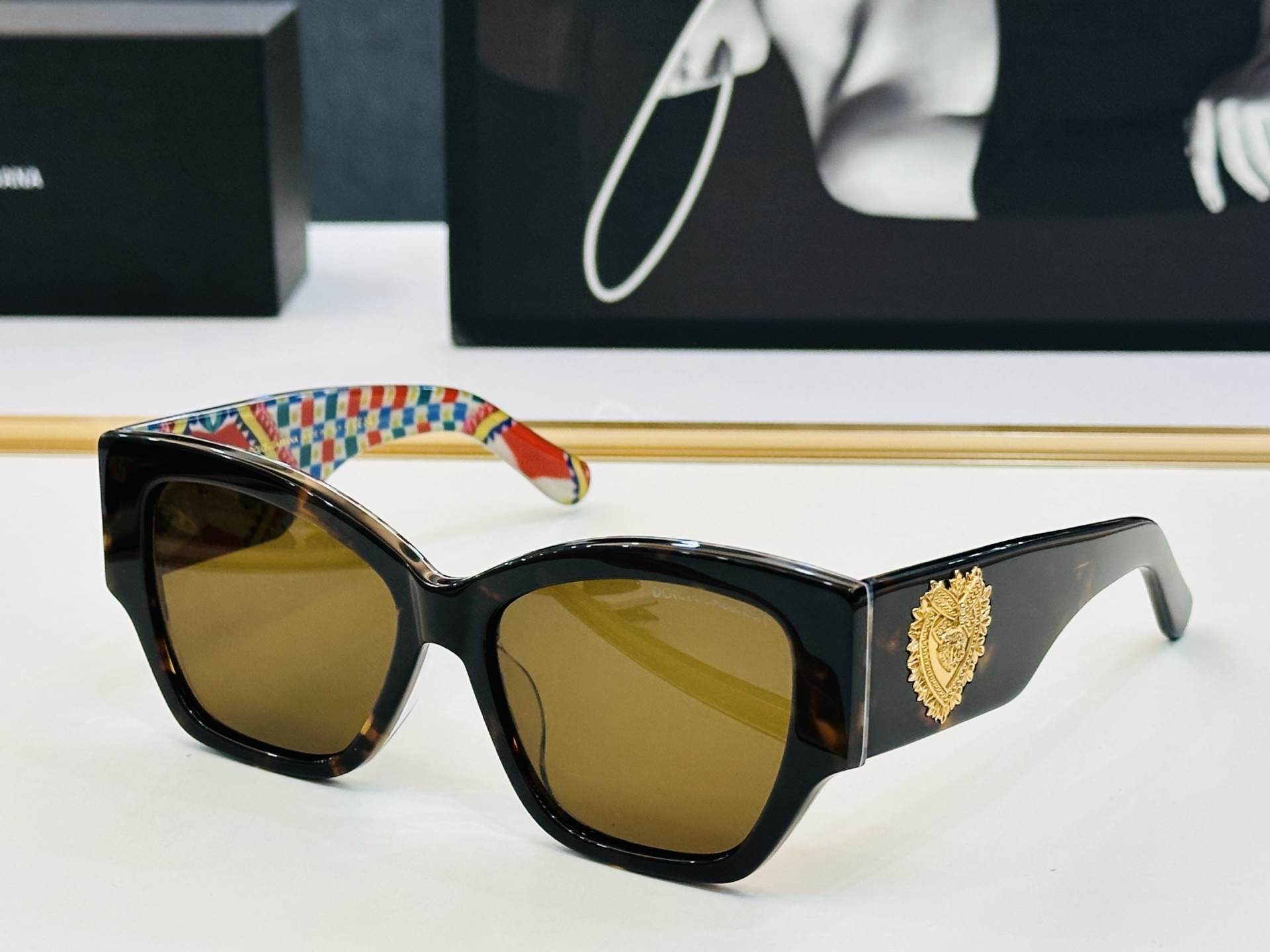 🆕 官网款 🔺DOLCE&GABBAN*🔻DG6680 Size：55口17-142 新颖独特🔝🔝K美艳