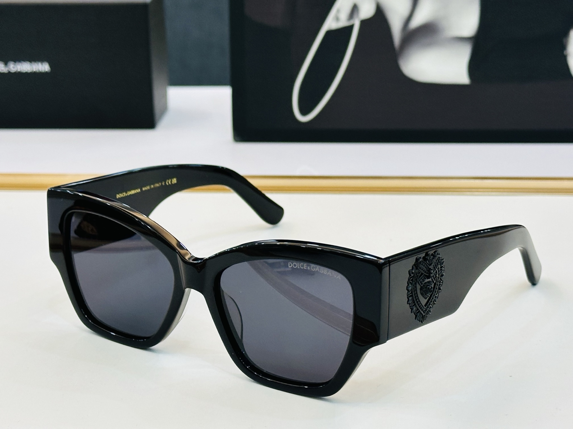 🆕 官网款 🔺DOLCE&GABBAN*🔻DG6680 Size：55口17-142 新颖独特🔝🔝K美艳