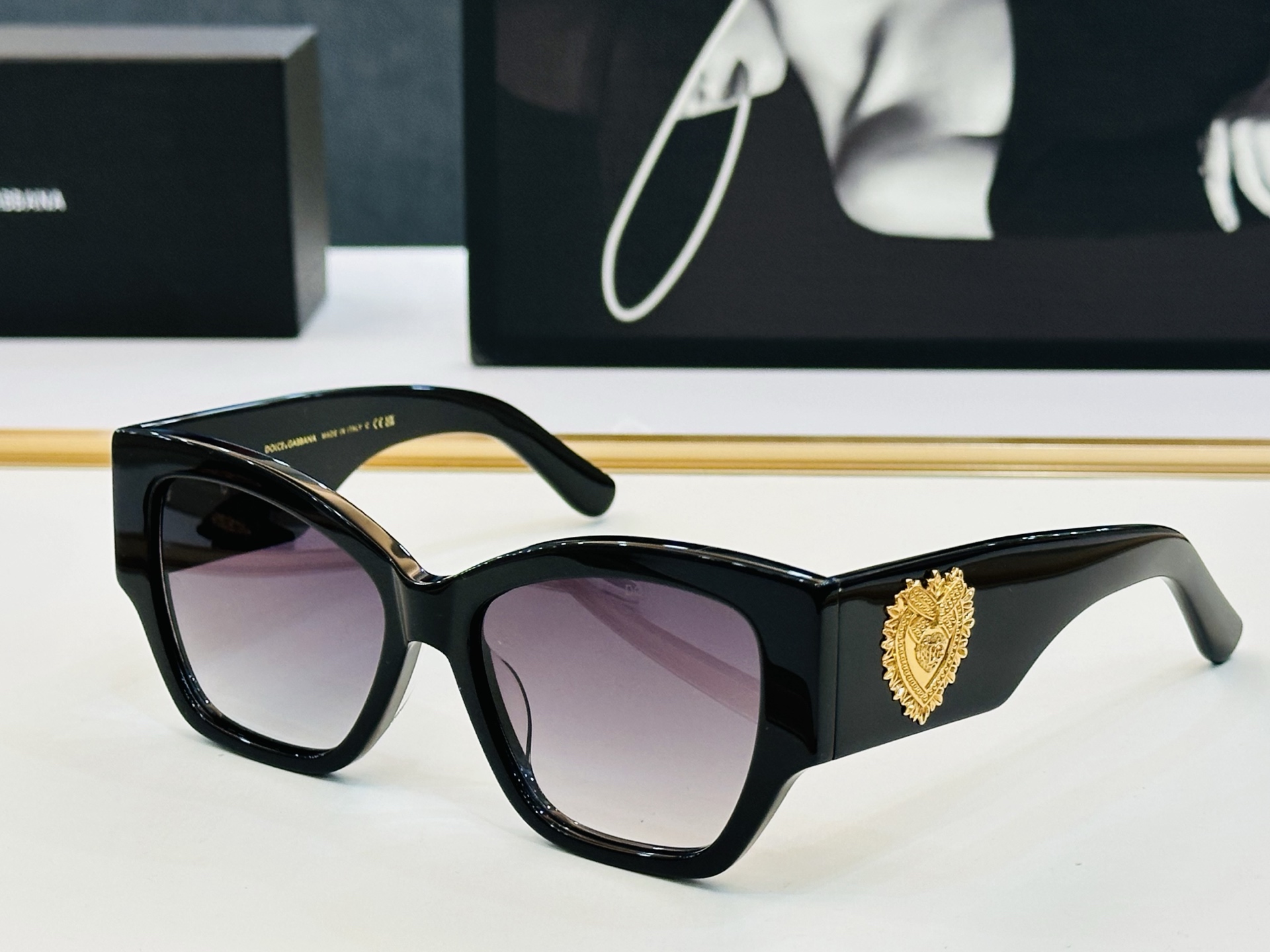 🆕 官网款 🔺DOLCE&GABBAN*🔻DG6680 Size：55口17-142 新颖独特🔝🔝K美艳