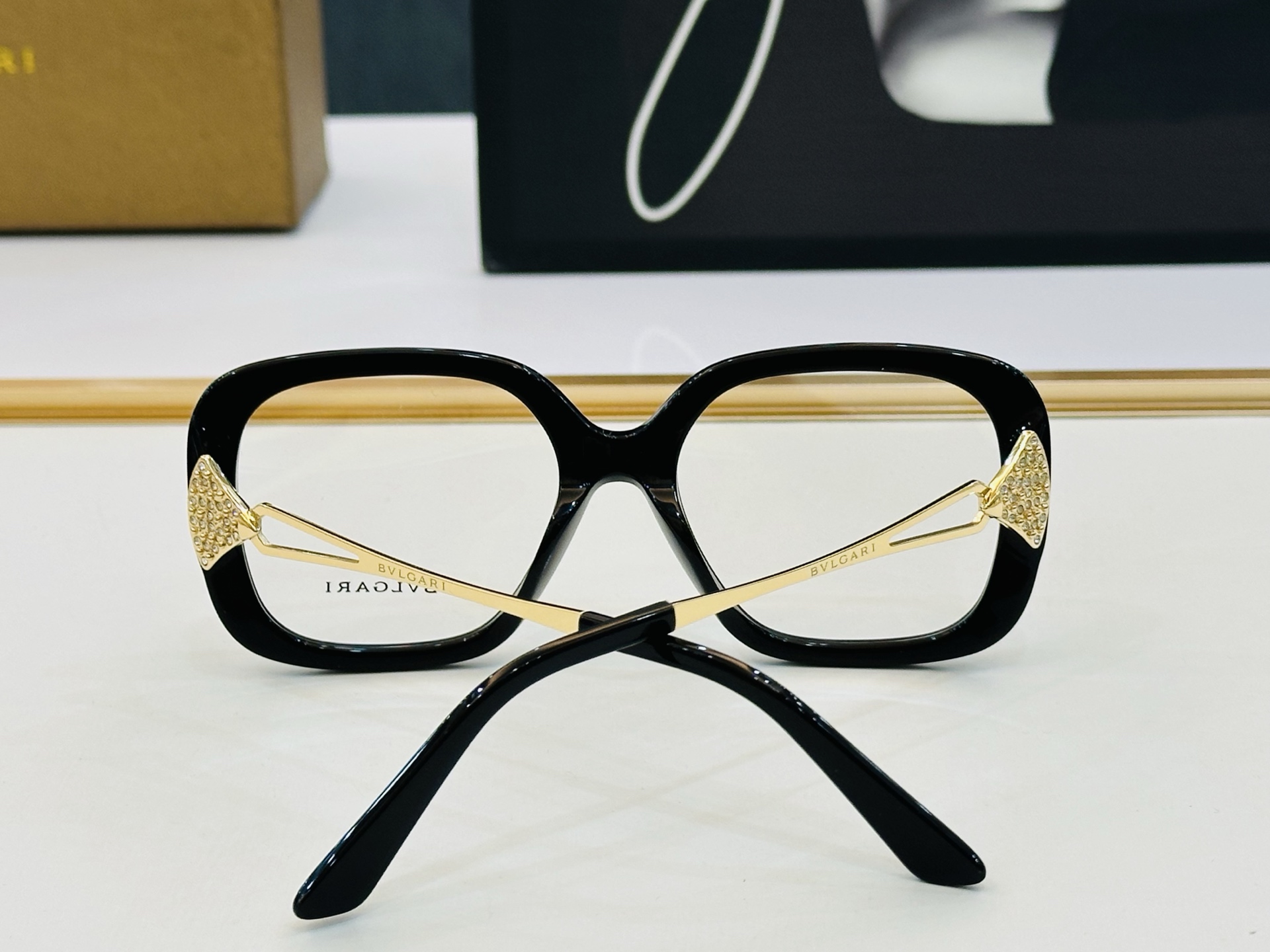 🆕款 官网同售 宝格家 BV4310 👍 Size ：53口18-145 绝对要买😎品质非常完美 L出街