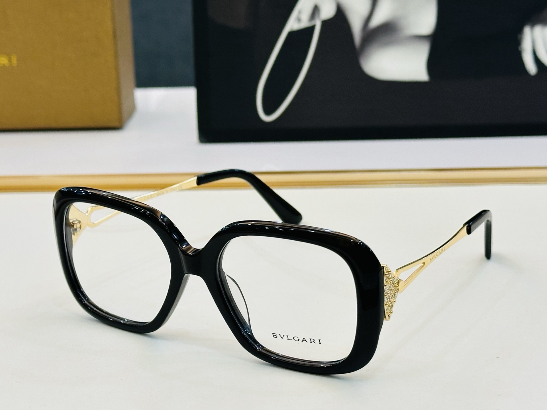 🆕款 官网同售 宝格家 BV4310 👍 Size ：53口18-145 绝对要买😎品质非常完美 L出街