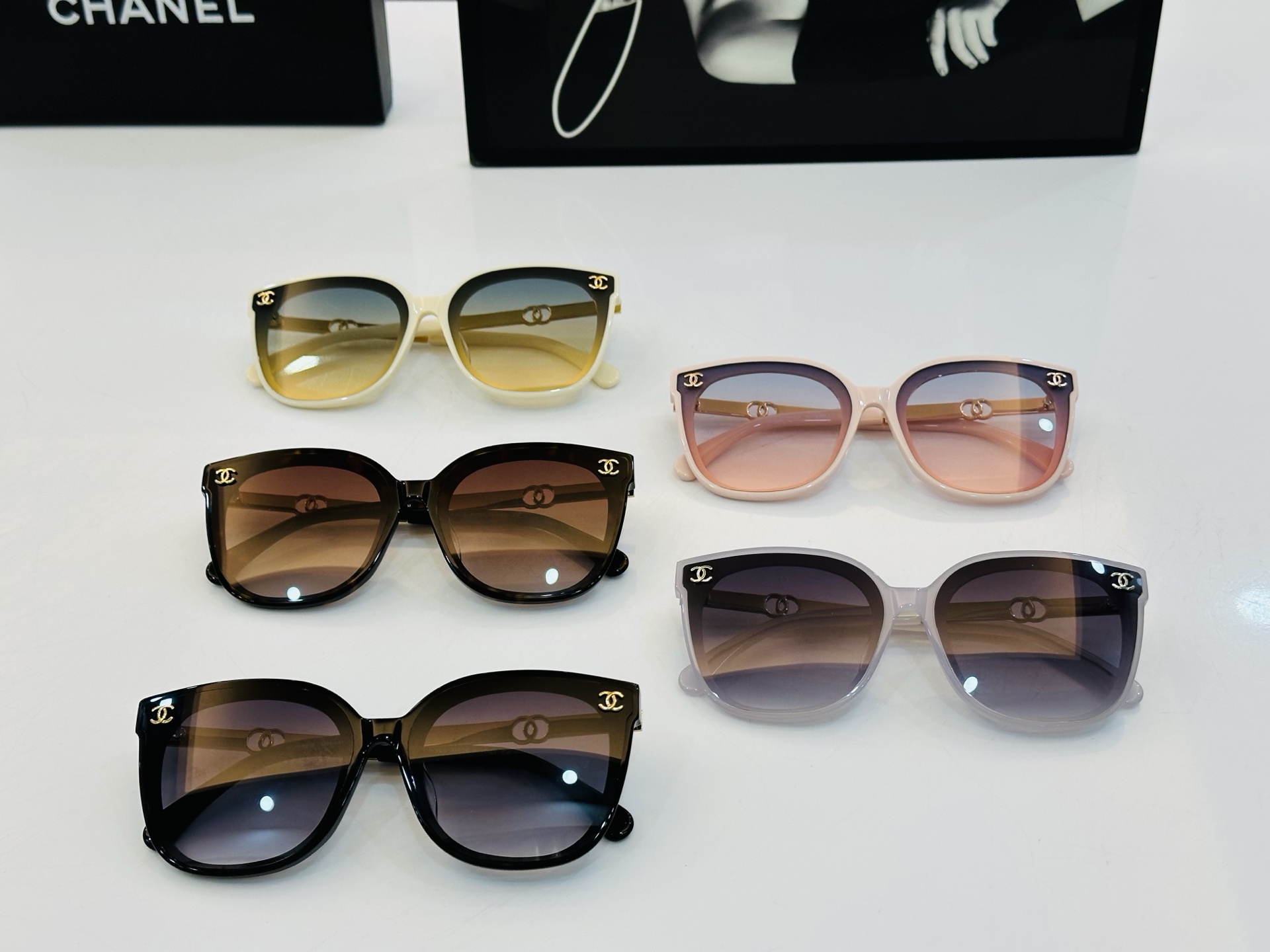 🆕 【CHANE*/香家】MODEL:CH5001 Size：61口16-145 💅🏻💓J 太阳镜