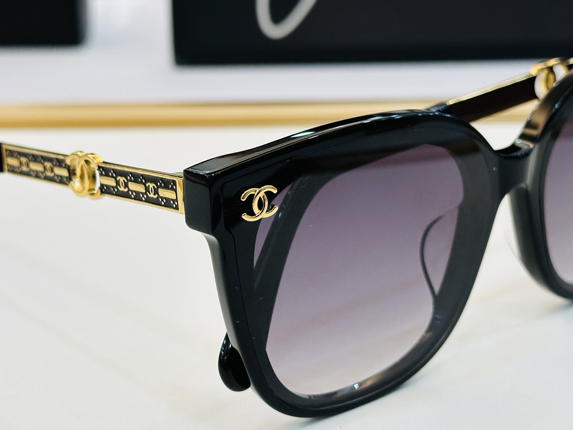 🆕 【CHANE*/香家】MODEL:CH5001 Size：61口16-145 💅🏻💓J 太阳镜