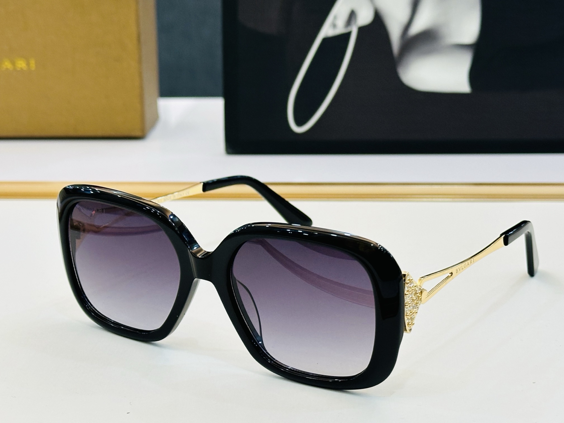 🆕款 官网同售 宝格家 BV4310 👍 Size ：53口18-145 绝对要买😎品质非常完美 L出街