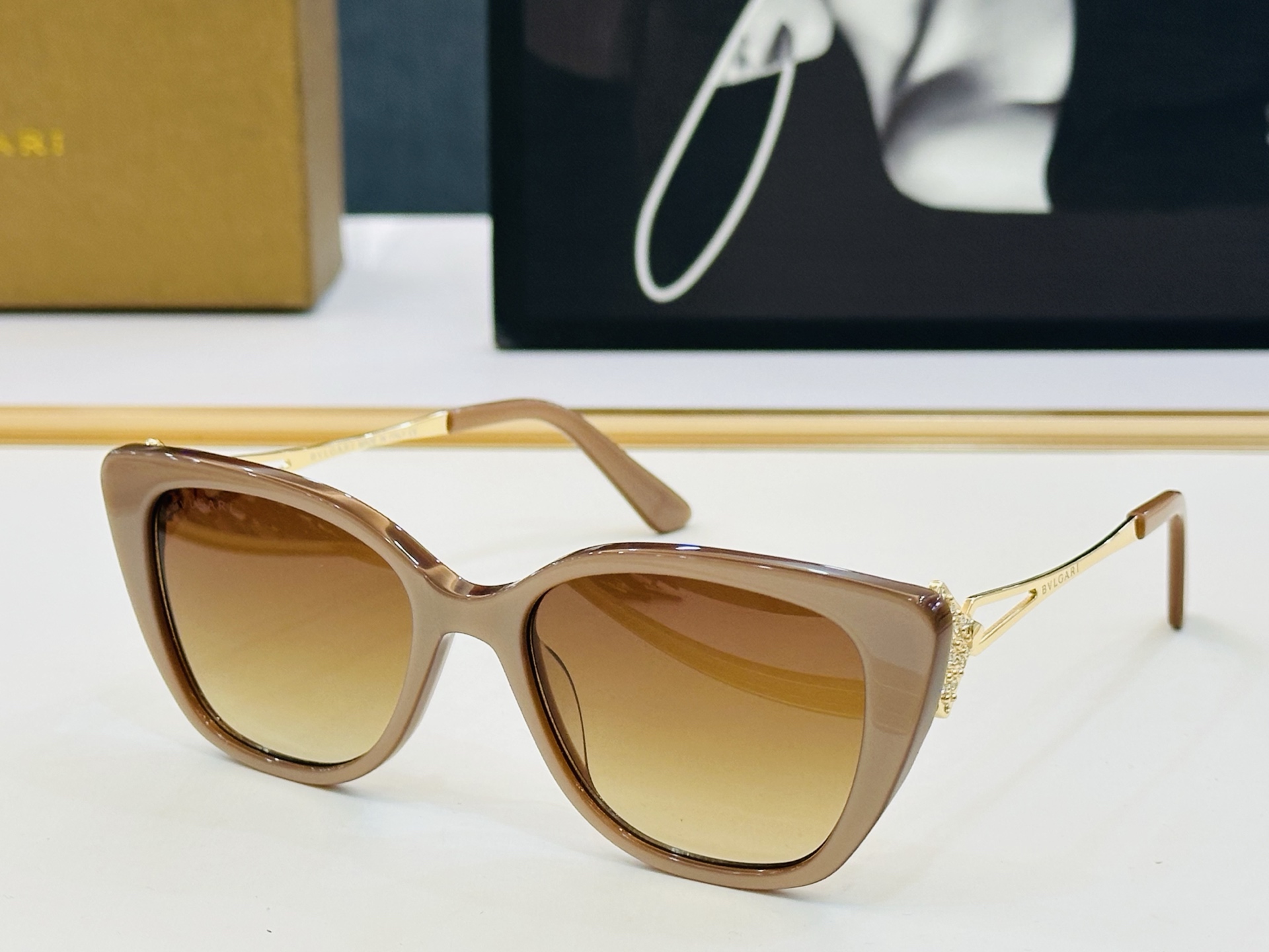 🆕款 官网同售 宝格家 BV4311 👍 Size ：53口18-145 绝对要买😎品质非常完美 L出街