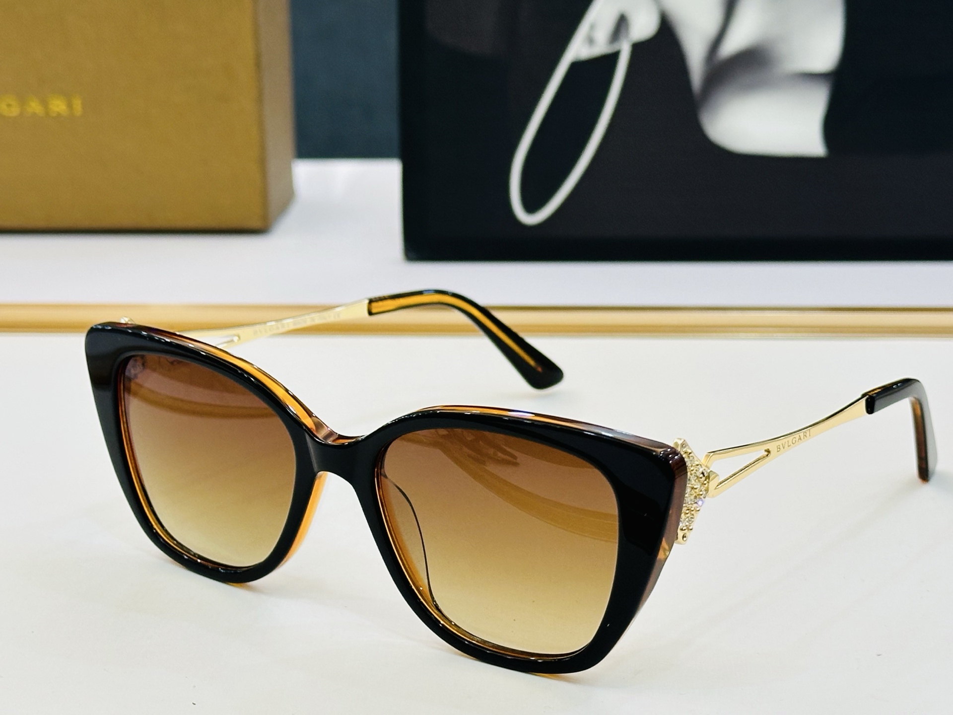 🆕款 官网同售 宝格家 BV4311 👍 Size ：53口18-145 绝对要买😎品质非常完美 L出街