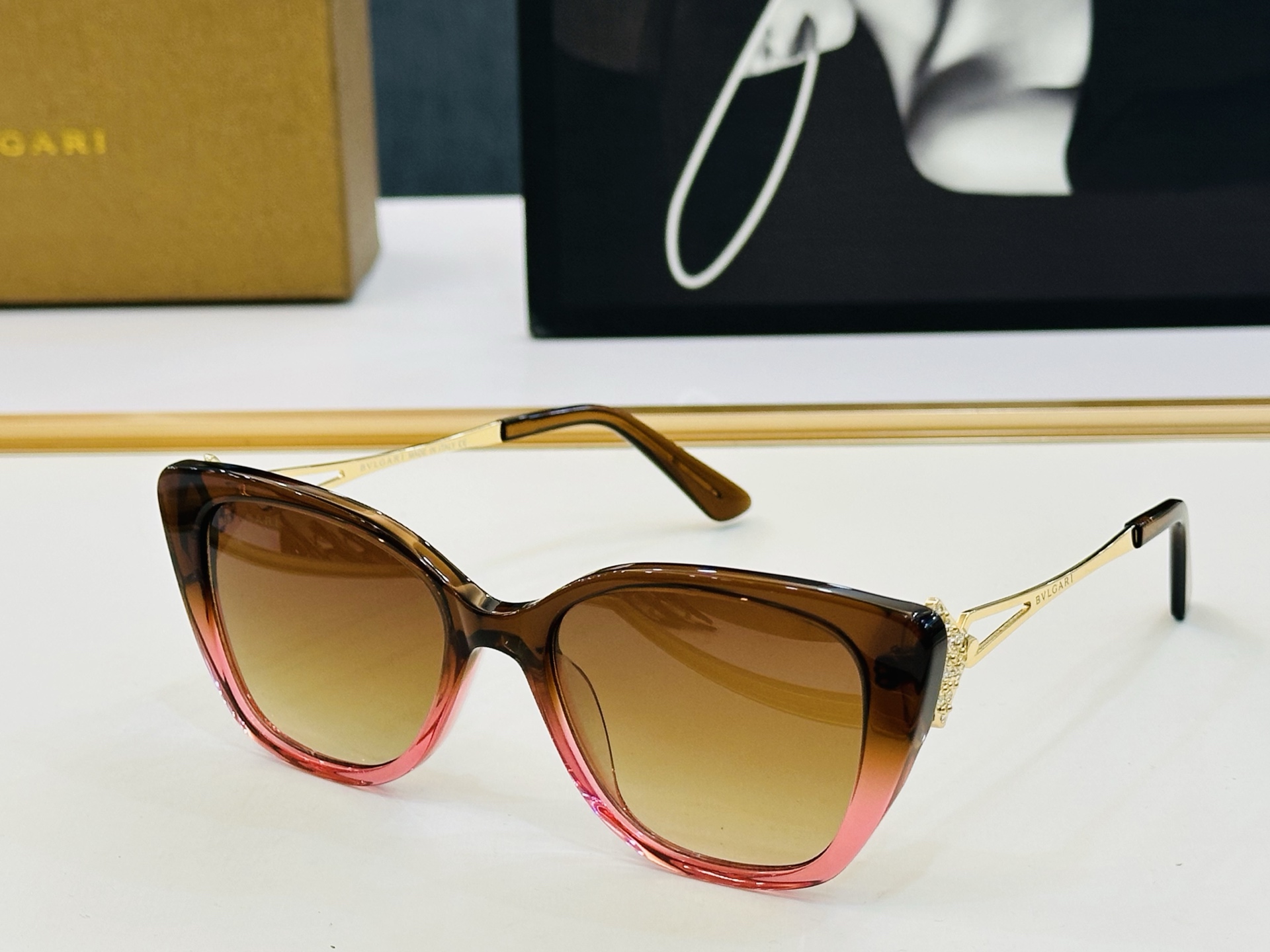 🆕款 官网同售 宝格家 BV4311 👍 Size ：53口18-145 绝对要买😎品质非常完美 L出街