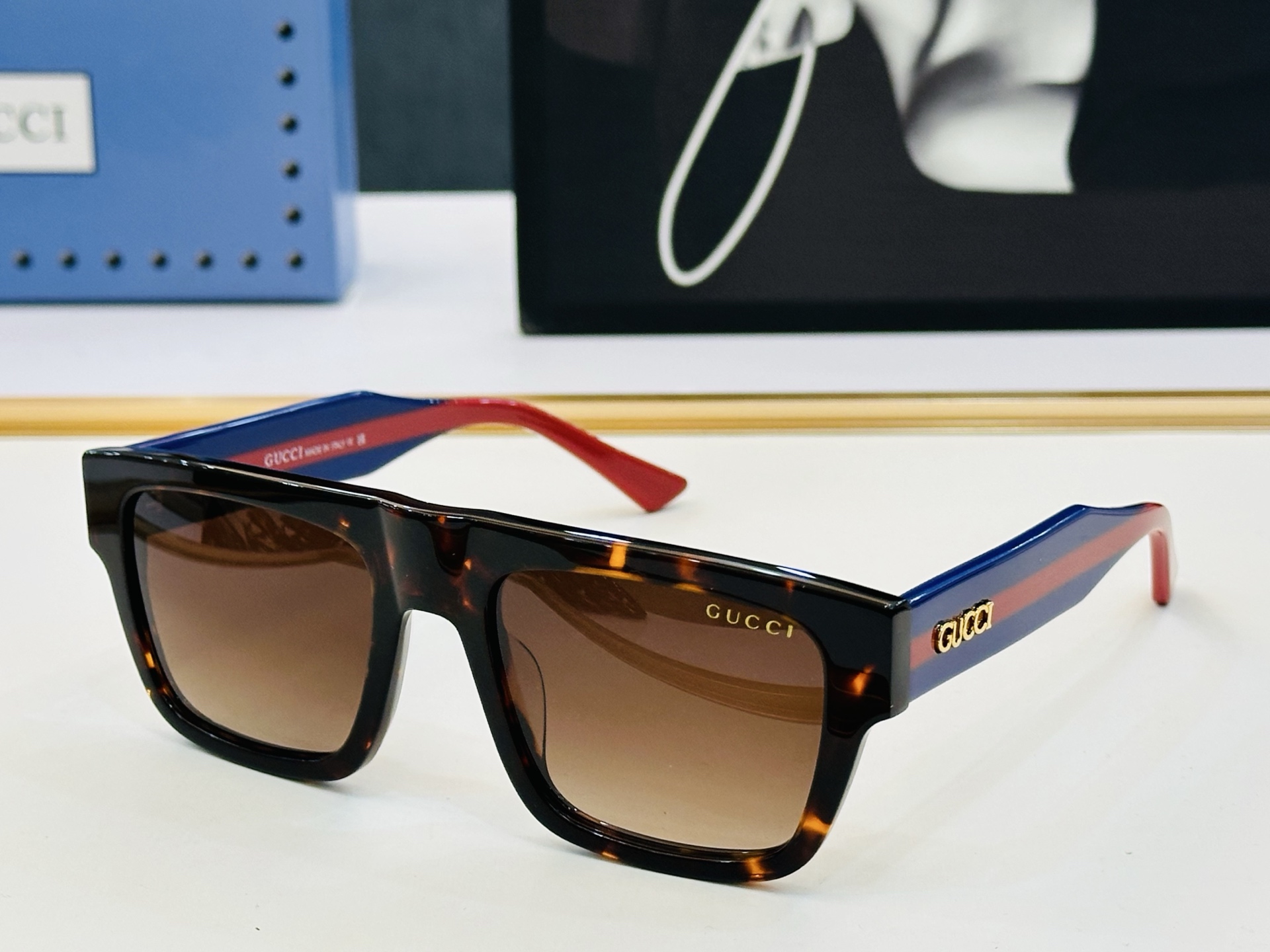 爆款 到货GUCC* 古家 GG1868S Size：53口19-145 经典板材框 [悠闲]🎈C超经典