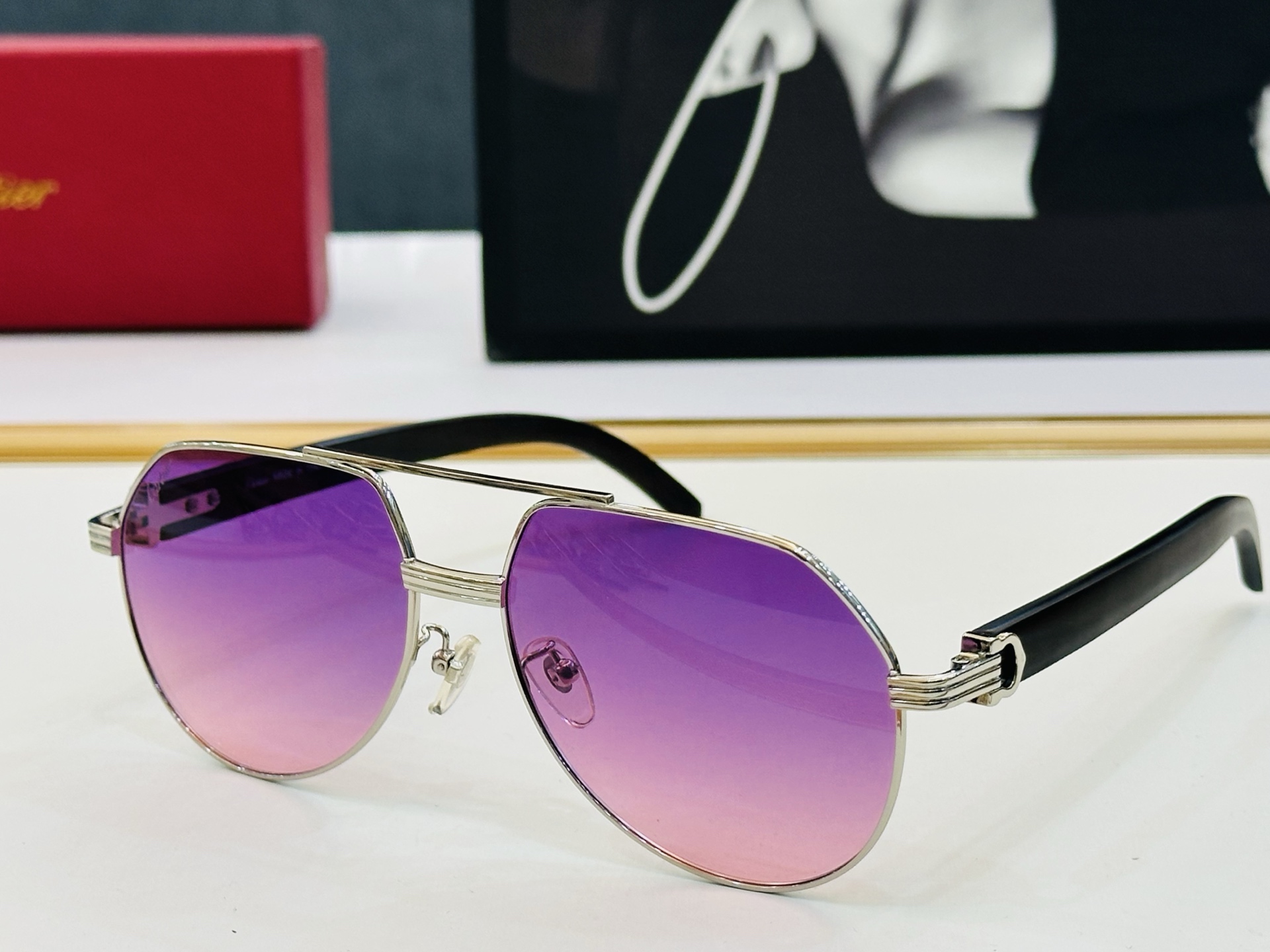 🆕 Cartie* CT0272 Size：59口17-145 卡家 上脸体验感非常赞超轻便。C设计大方