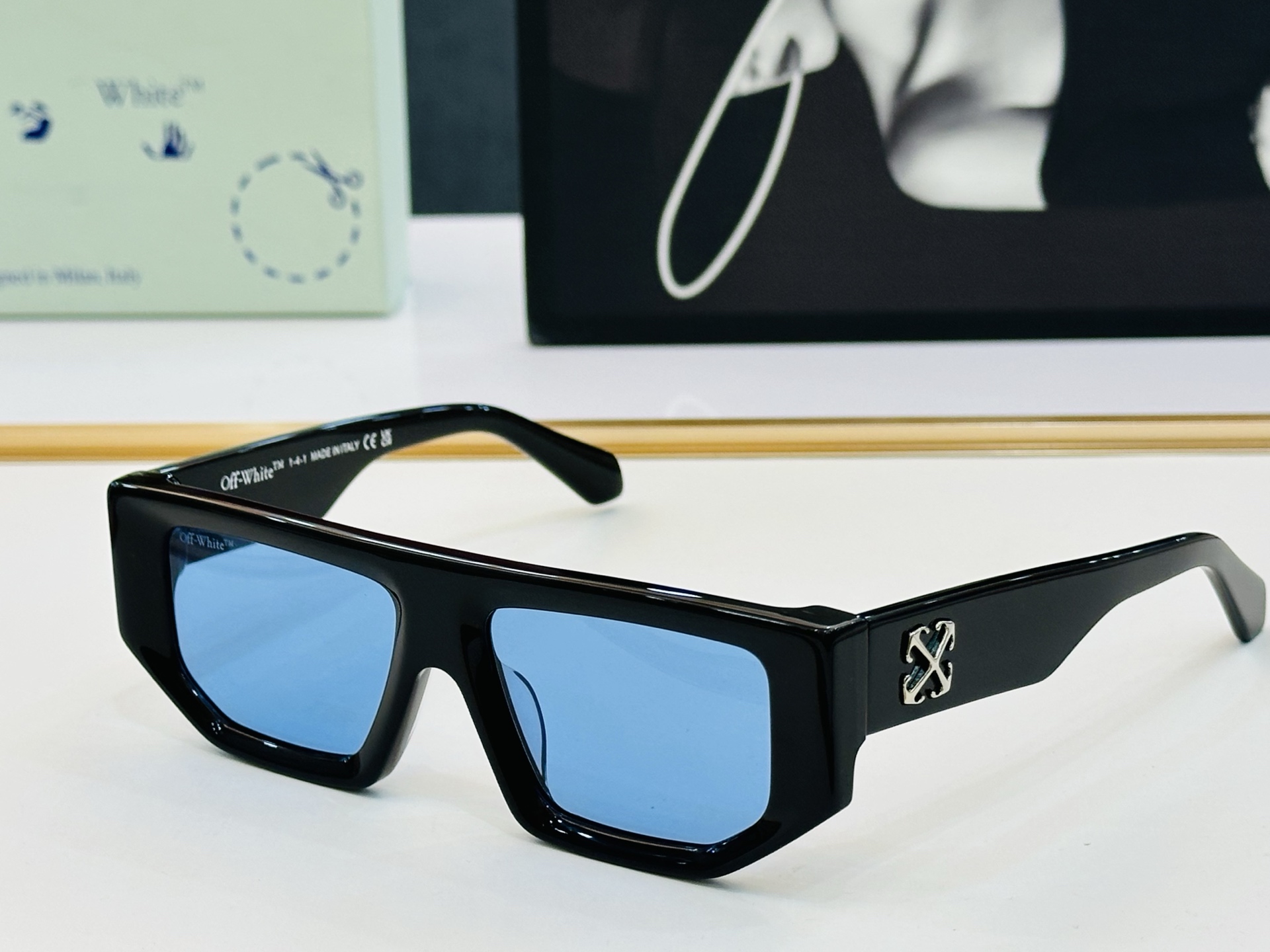 官网款 OFF WHITE MODEL:OER13F SIZE:53口17-145 时尚太阳镜 J潮款