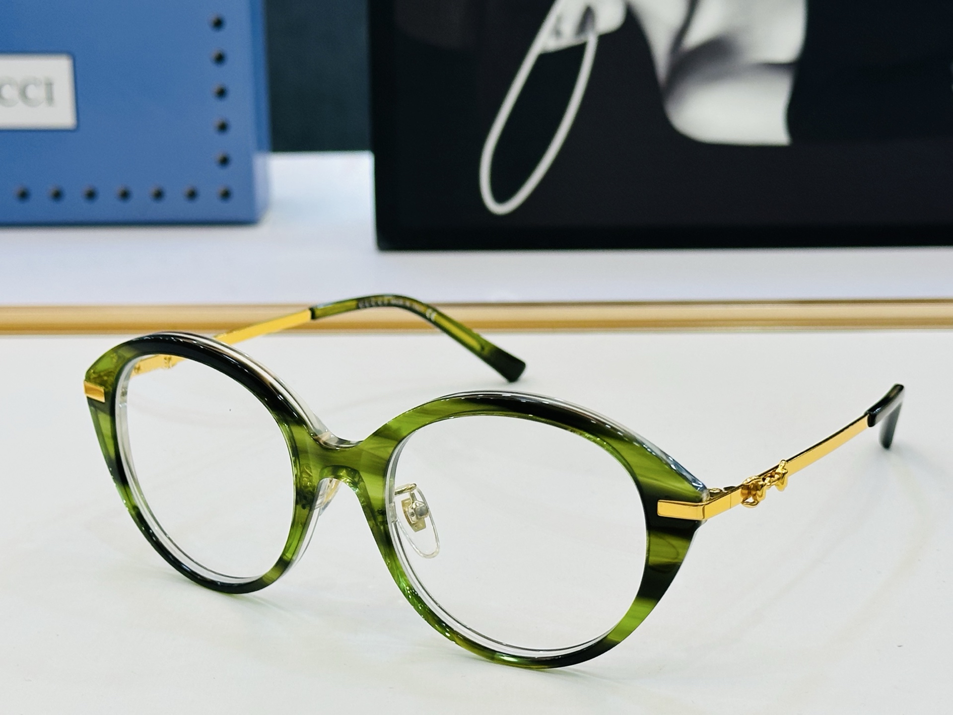 GUCC* 古家 GG2056SA 🐝🐝系列 Size：53口20-140 🍁🍁 F超绝品质太阳镜 。