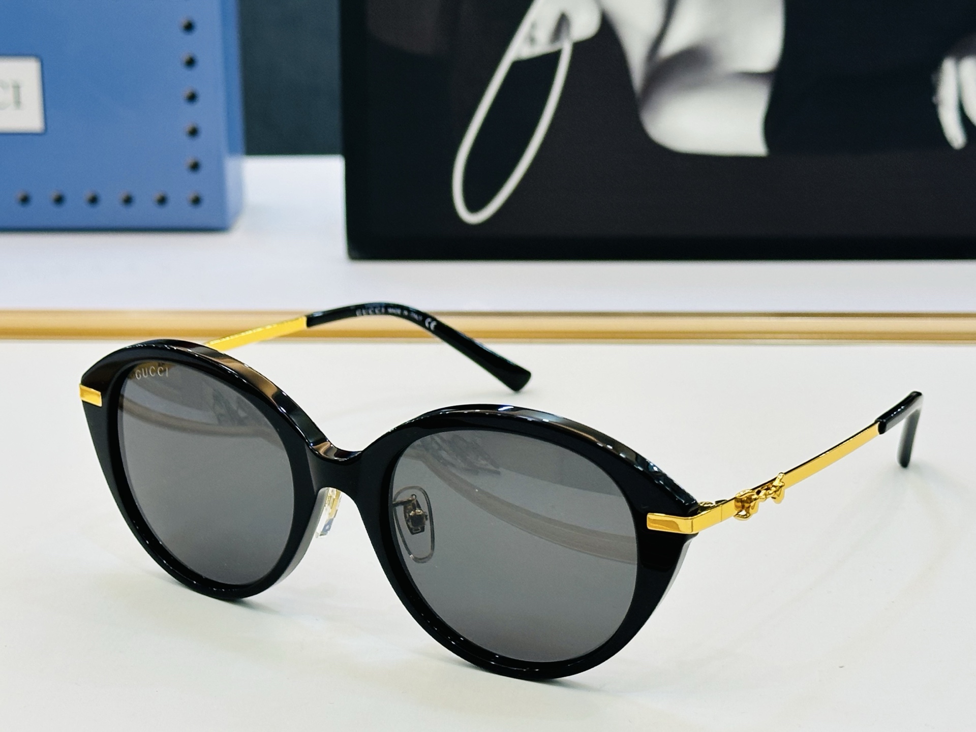 GUCC* 古家 GG2056SA 🐝🐝系列 Size：53口20-140 🍁🍁 F超绝品质太阳镜 。
