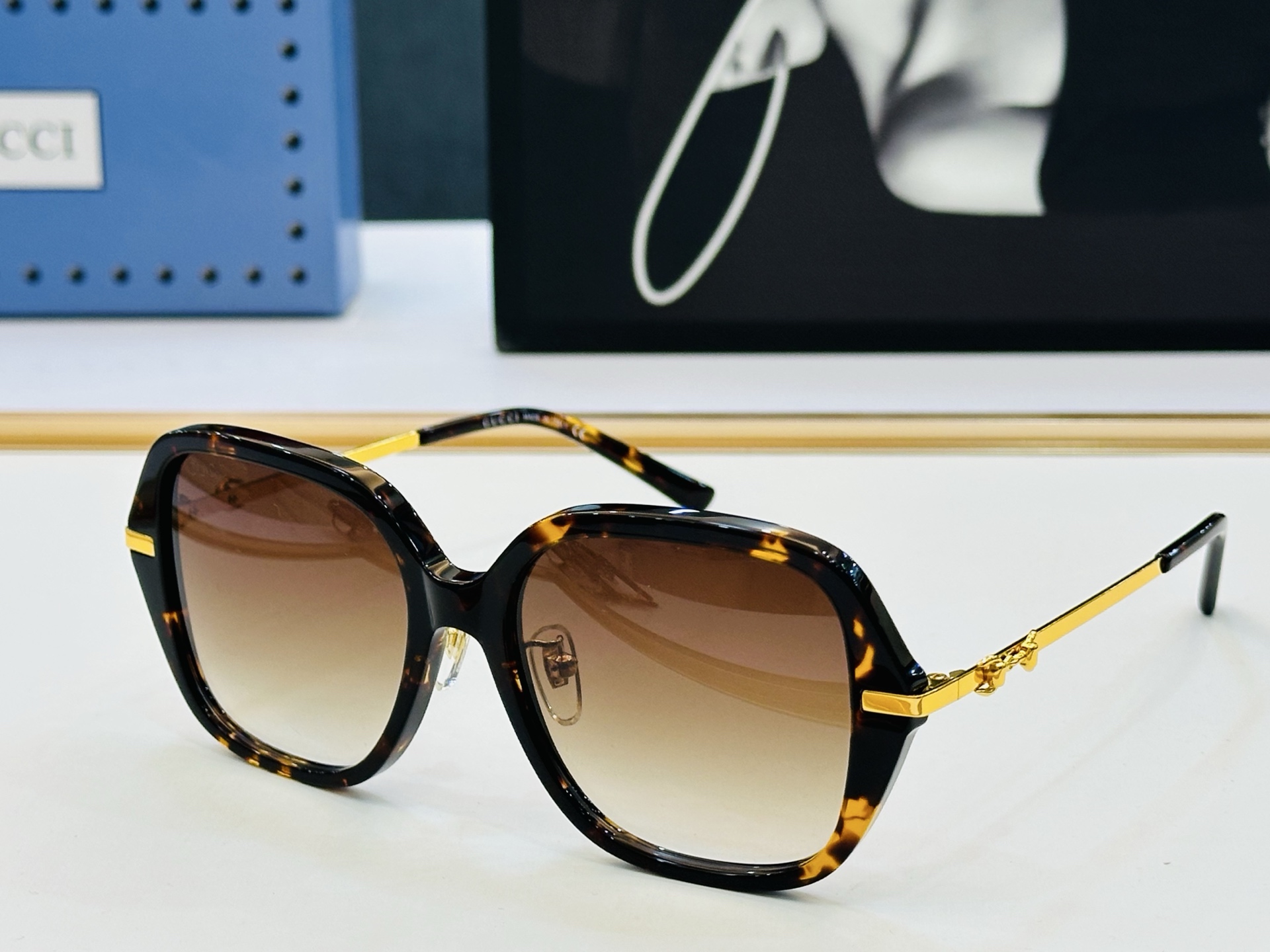 GUCC* 古家 GG2055SA 🐝🐝系列 Size：54口17-140 🍁🍁 F超绝品质太阳镜 。