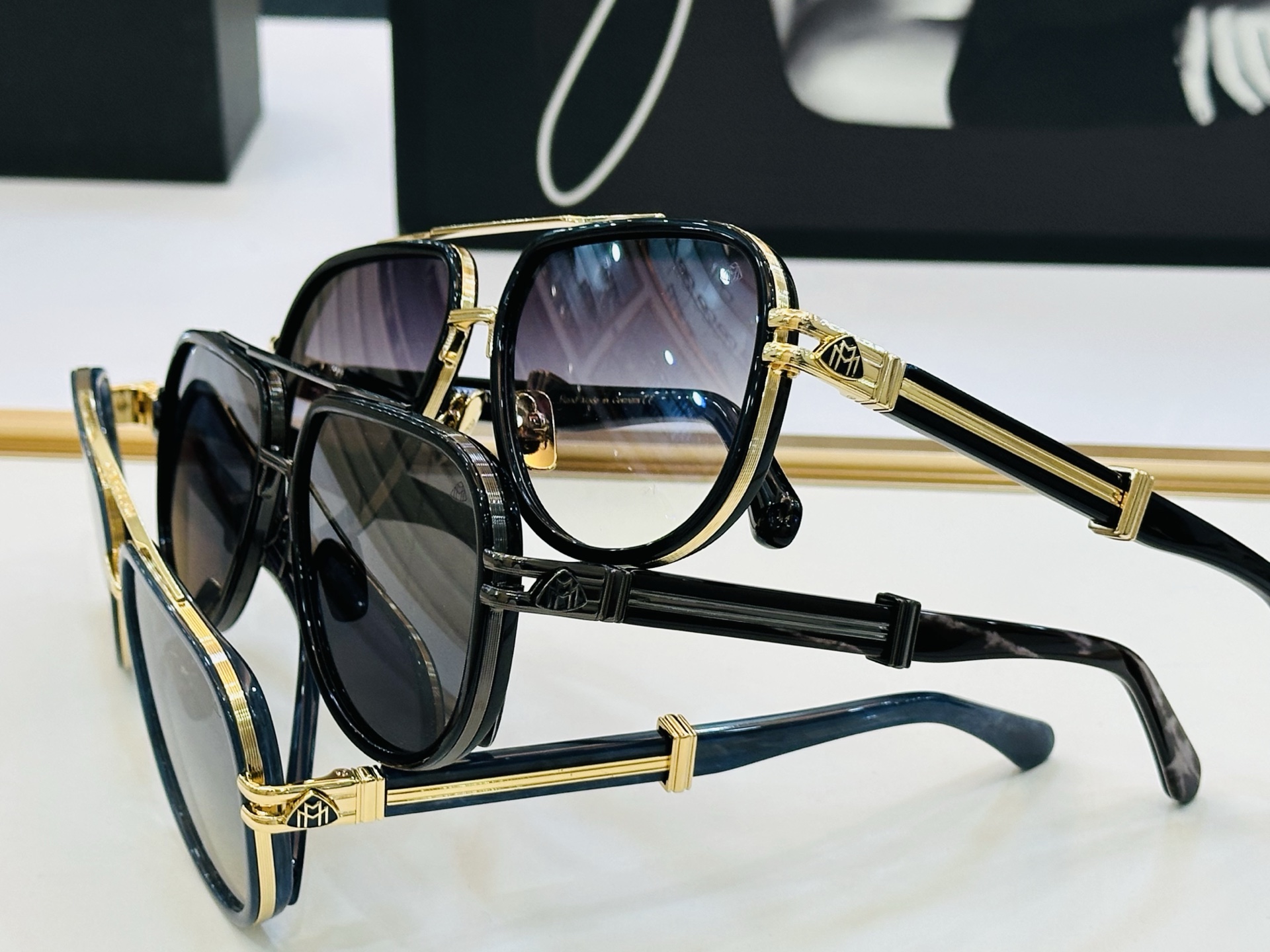 高品质 迈巴赫 🎉🎉做工精美💕💕MAYBAC*H Z36 Size：59口17-145 质感十足 CC👍