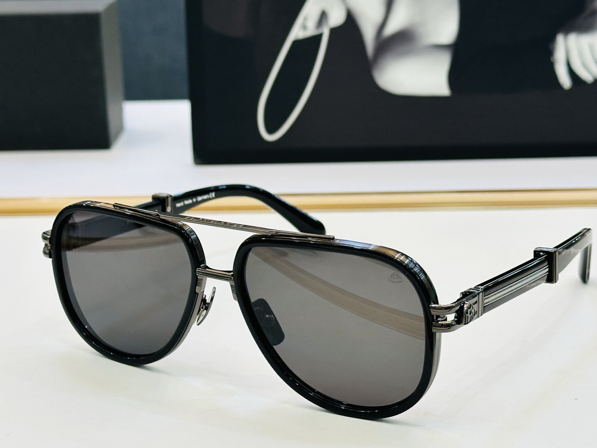 高品质 迈巴赫 🎉🎉做工精美💕💕MAYBAC*H Z36 Size：59口17-145 质感十足 CC👍