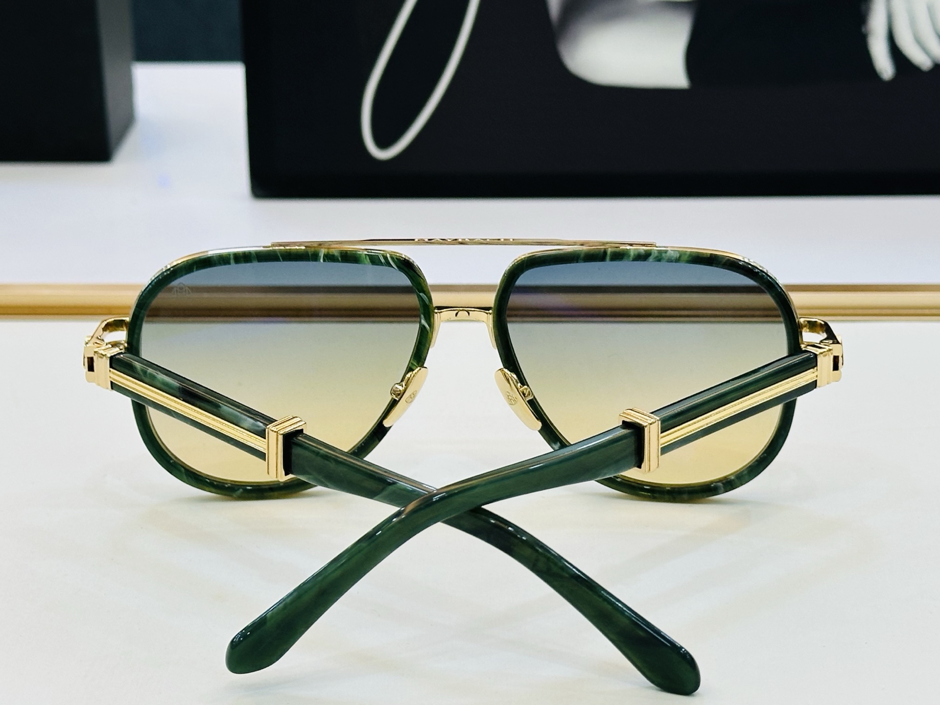 高品质 迈巴赫 🎉🎉做工精美💕💕MAYBAC*H Z36 Size：59口17-145 质感十足 CC👍