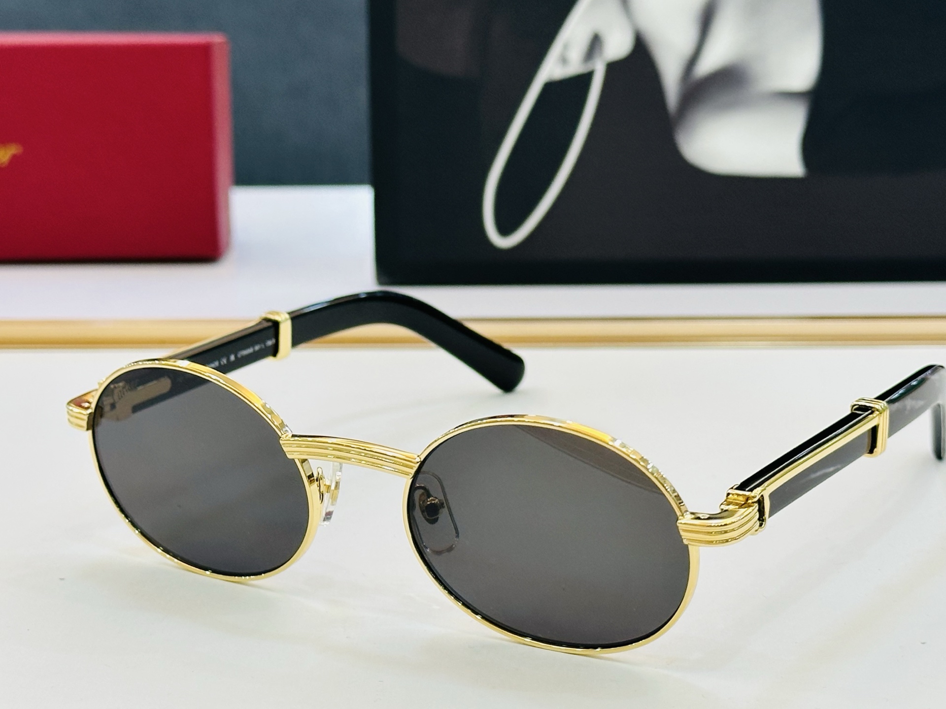 Cartie* 卡家 CT0464S 太阳镜 Size：55口22-145 工艺精湛气质十足！CC男女同